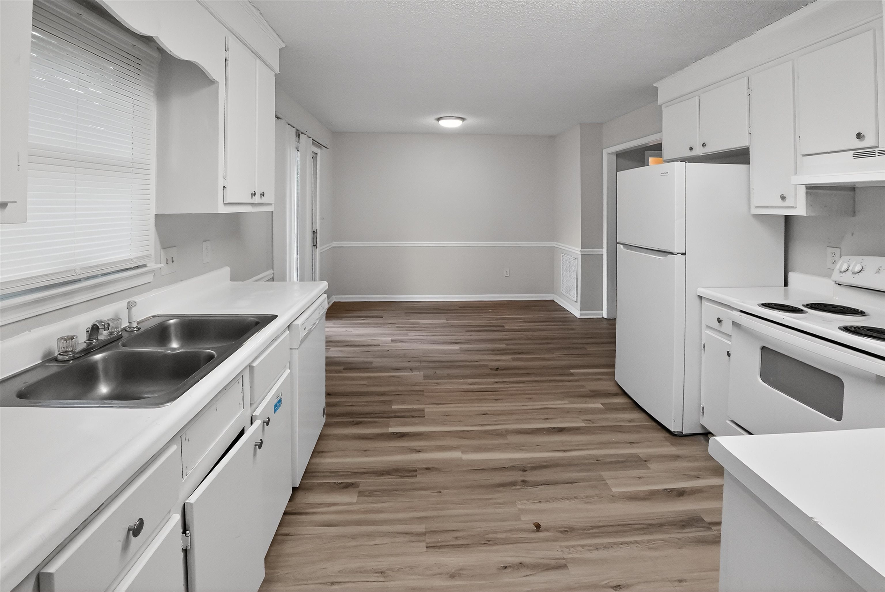 1701 Lyndon Ave Property Photo 22