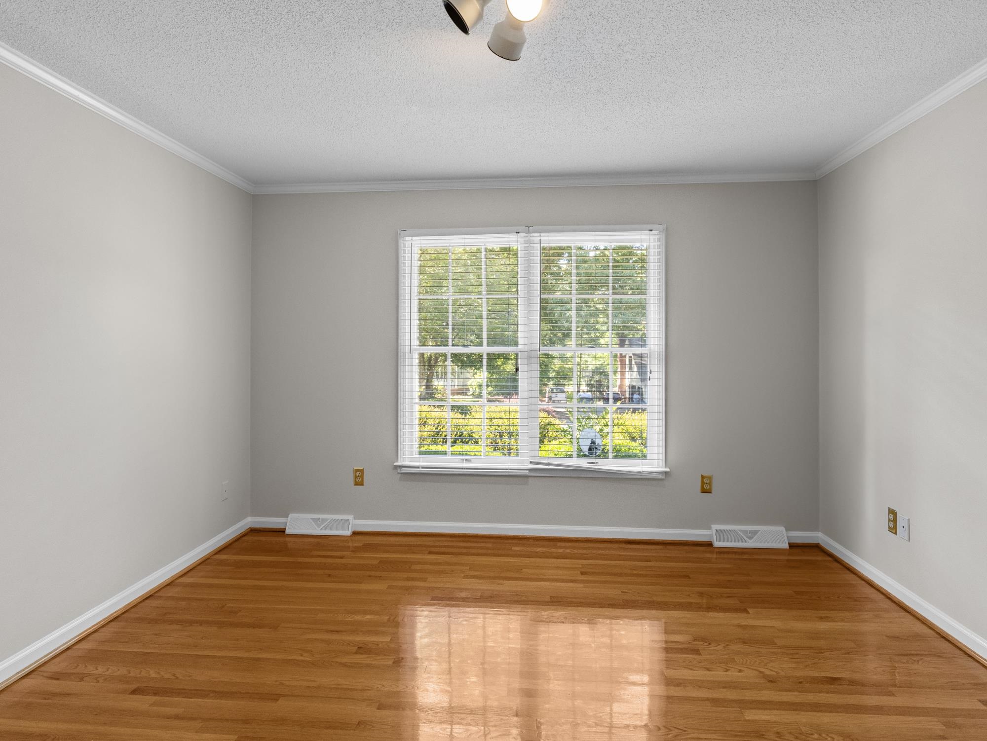 112 Linkside Drive Property Photo 33