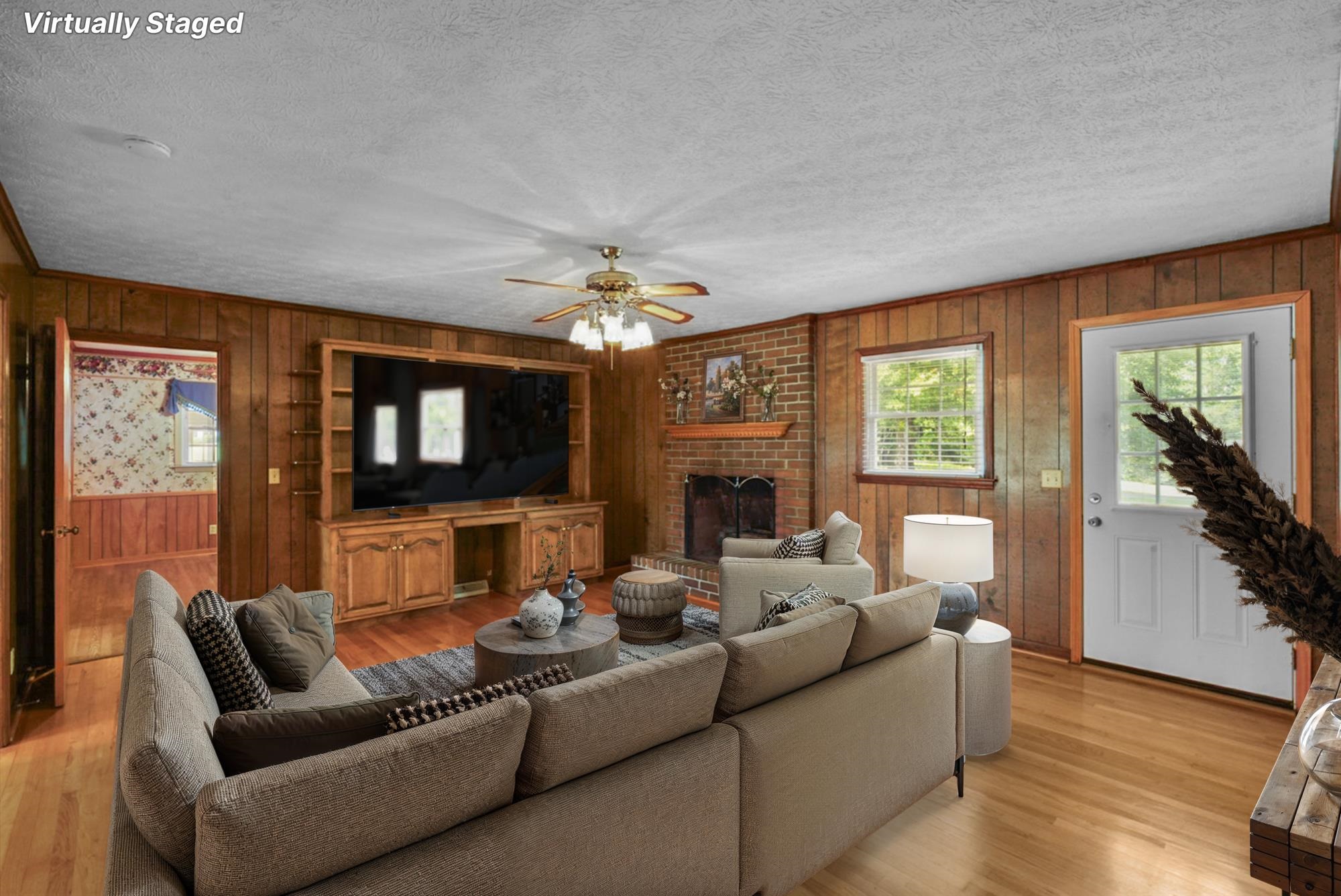 16 Farmington Trail Property Photo 8