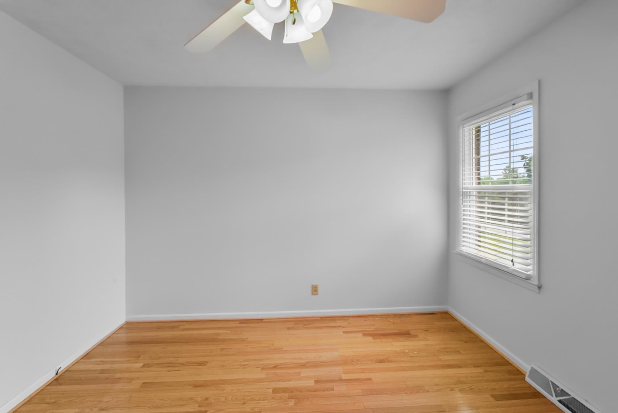 16 Farmington Trail Property Photo 31