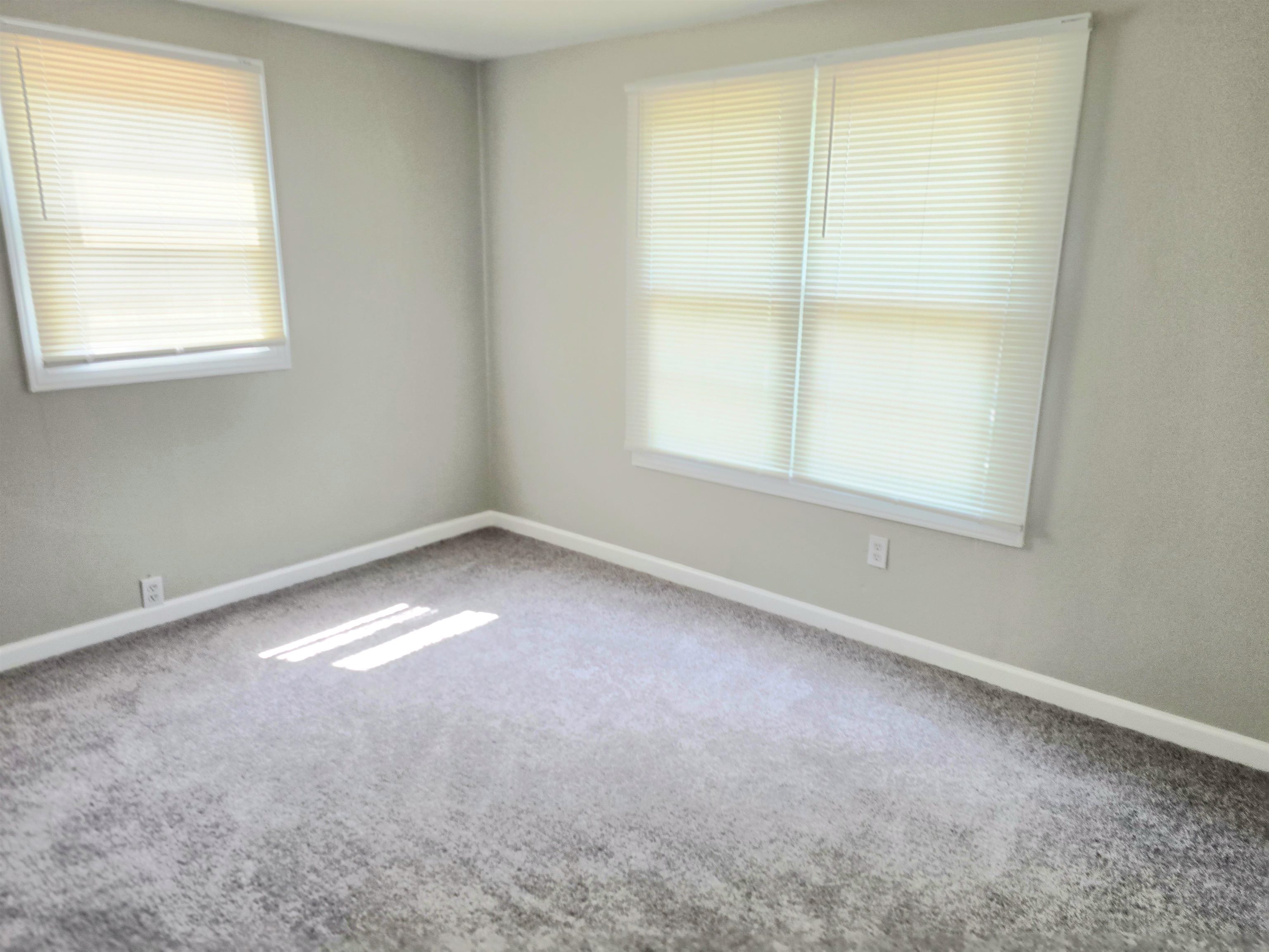 190 Fuller Road Property Photo 29
