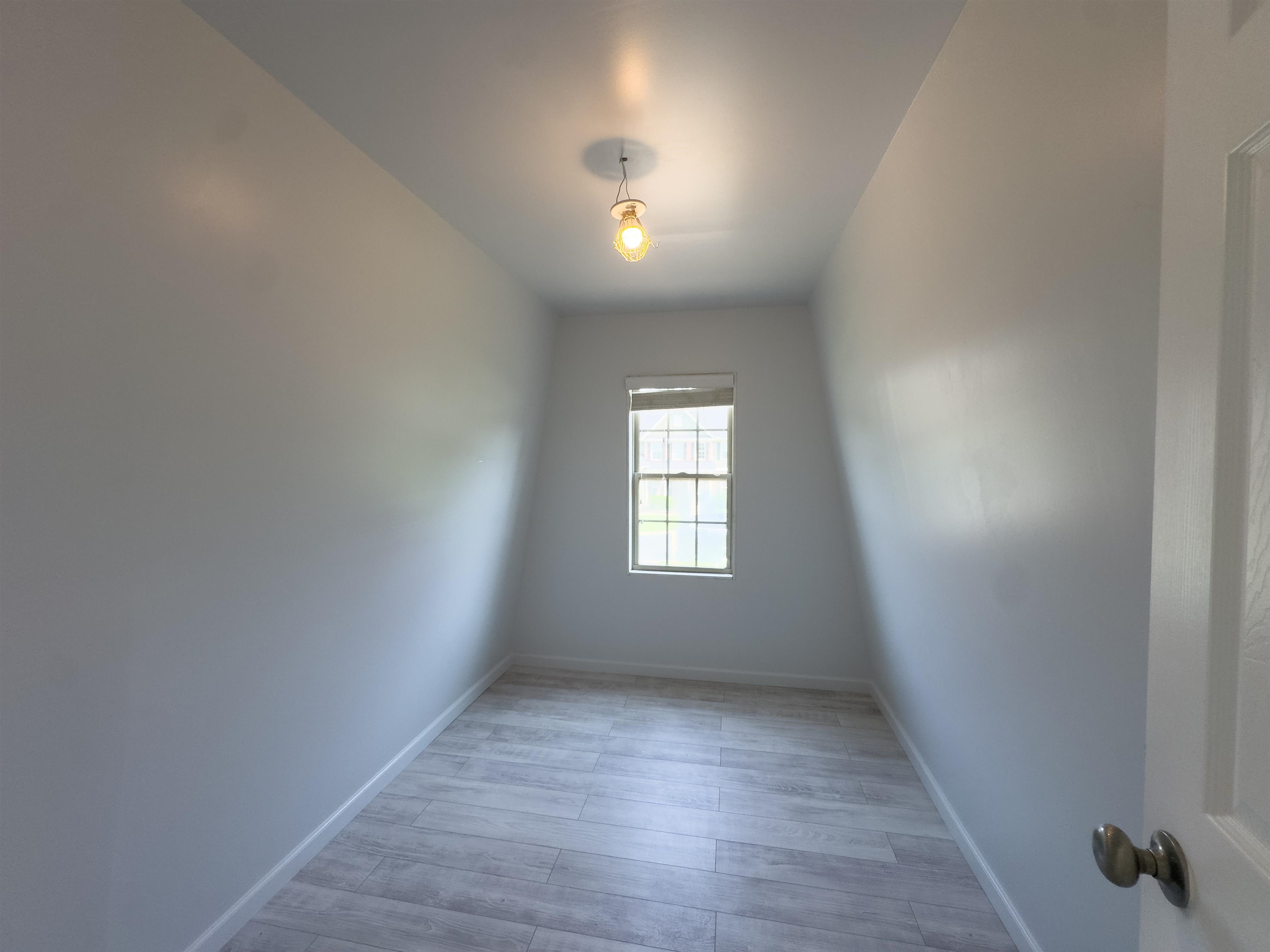 611 Pinery Lane Property Photo 33