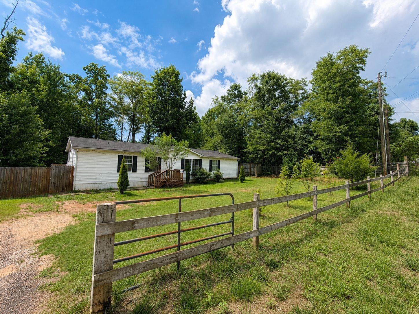 118 Lockman Street Property Photo 2