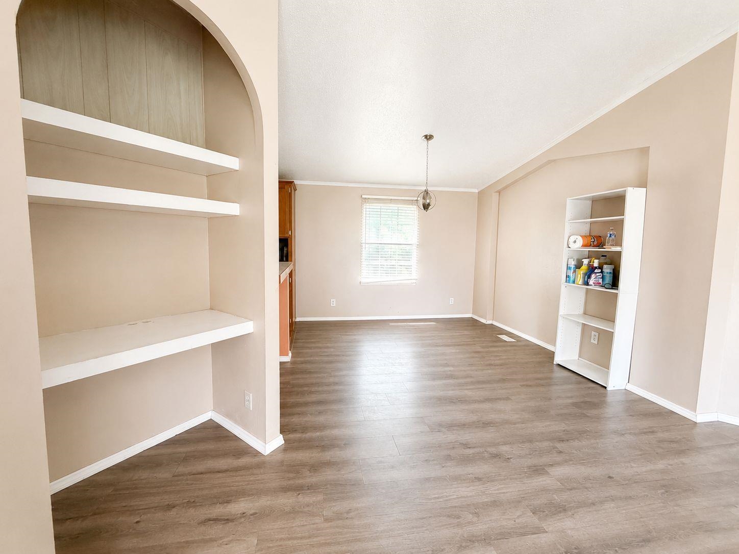 118 Lockman Street Property Photo 6