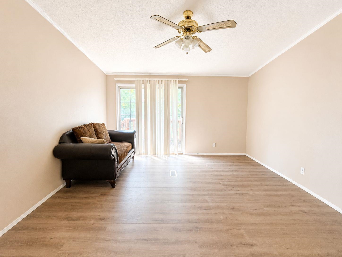118 Lockman Street Property Photo 11