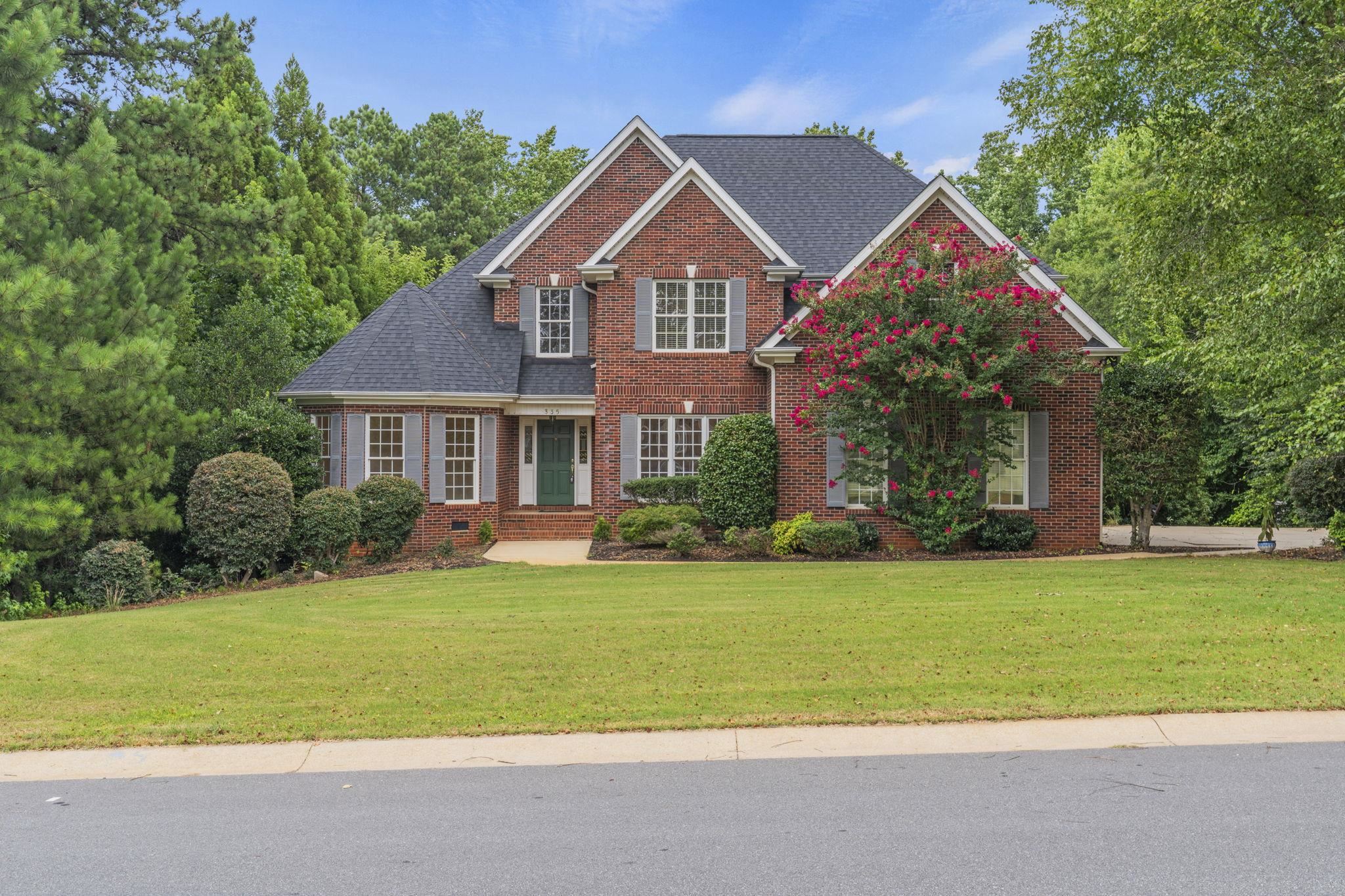335 Benford Drive Property Photo 1
