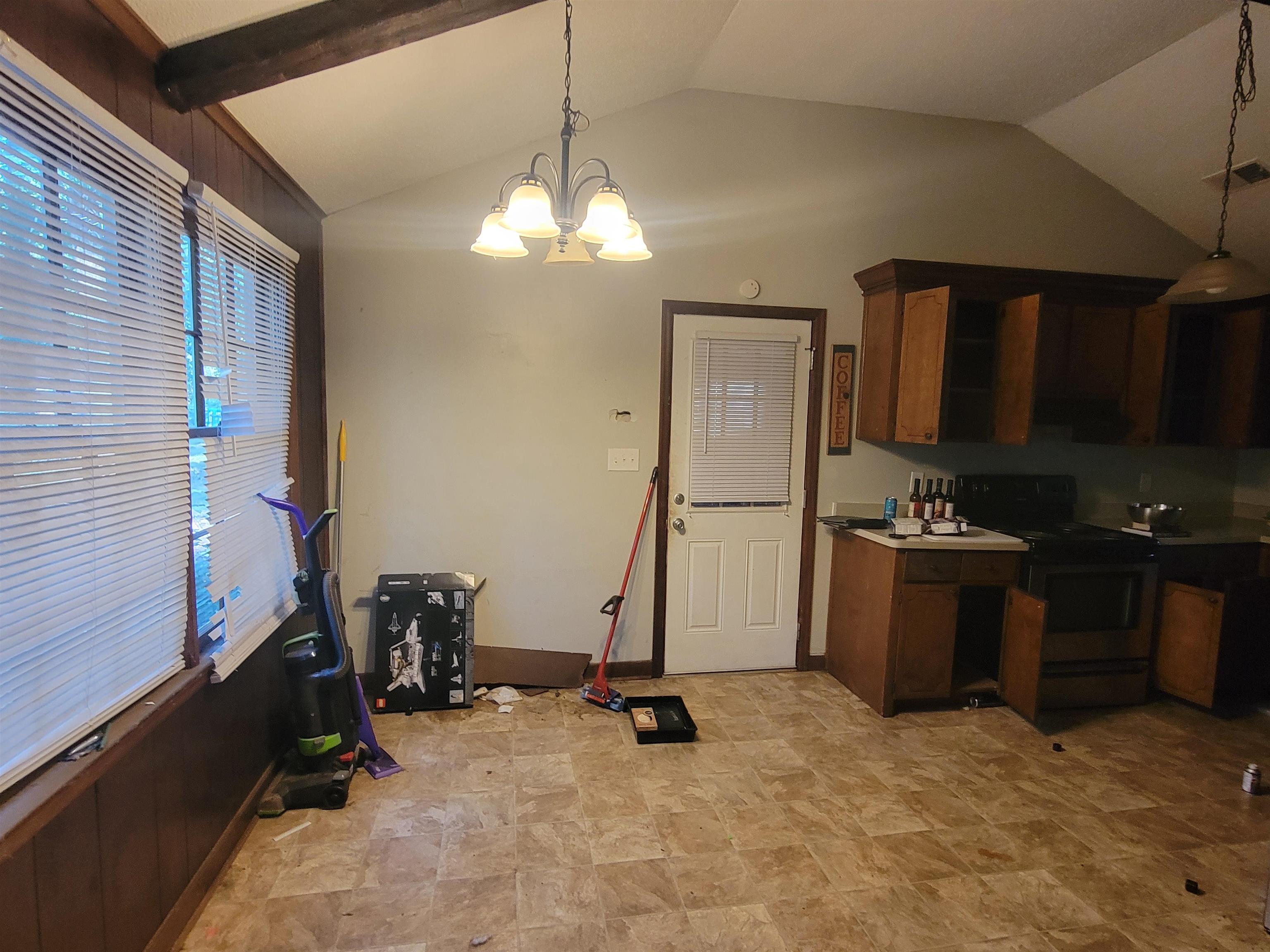 334 Seven Oaks Lane Property Photo 8