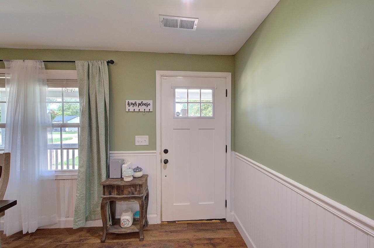 120 Swain Avenue Property Photo 6