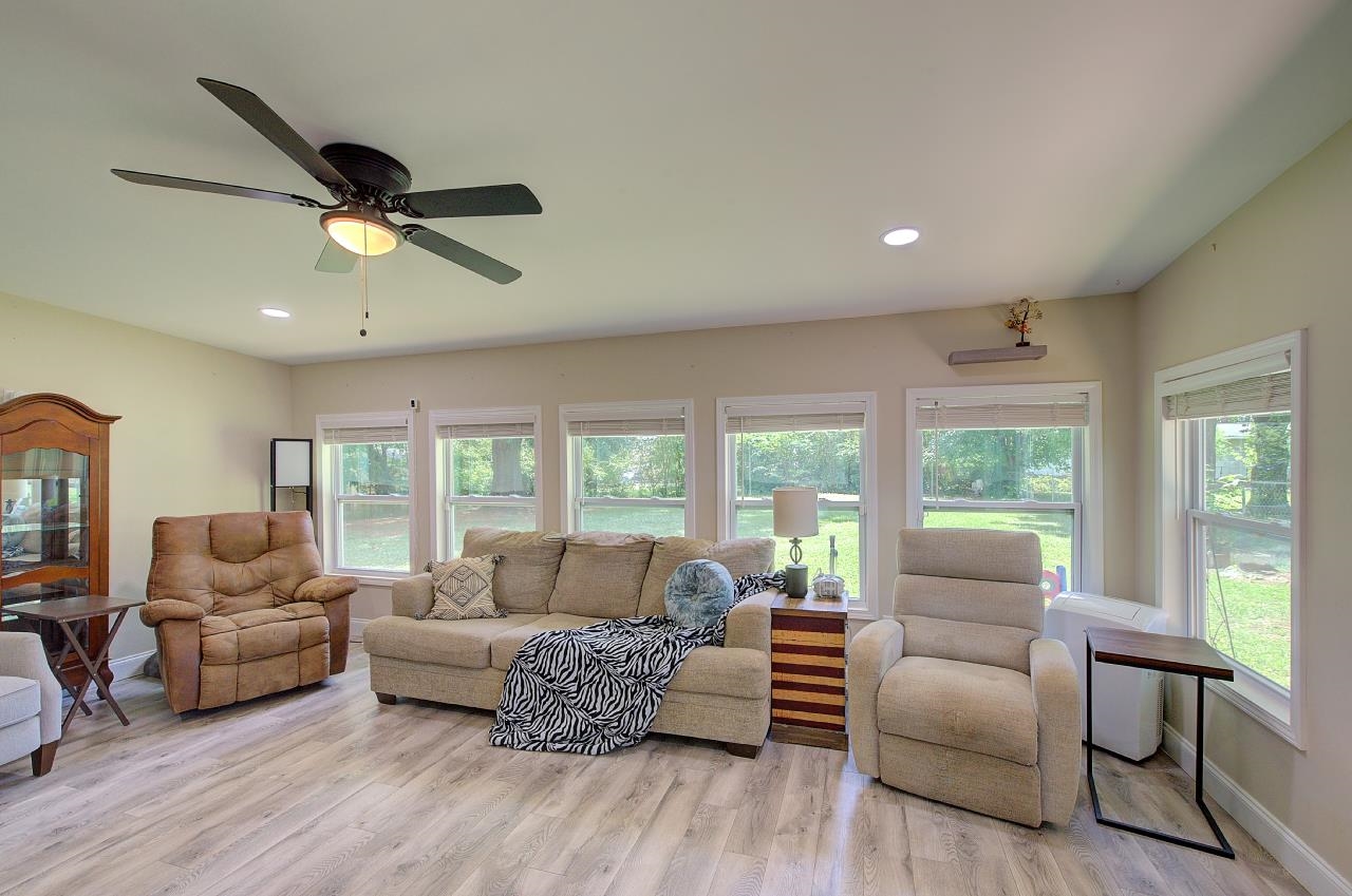 120 Swain Avenue Property Photo 16