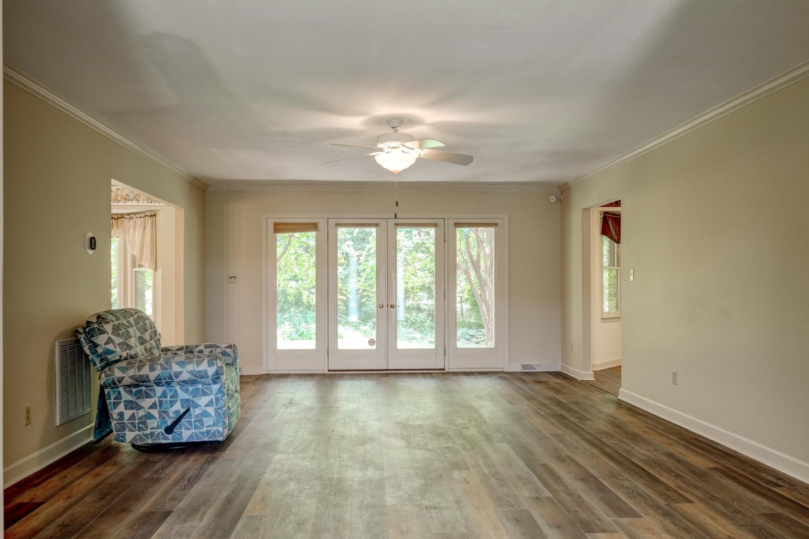 317 Sagamore Court Property Photo 2