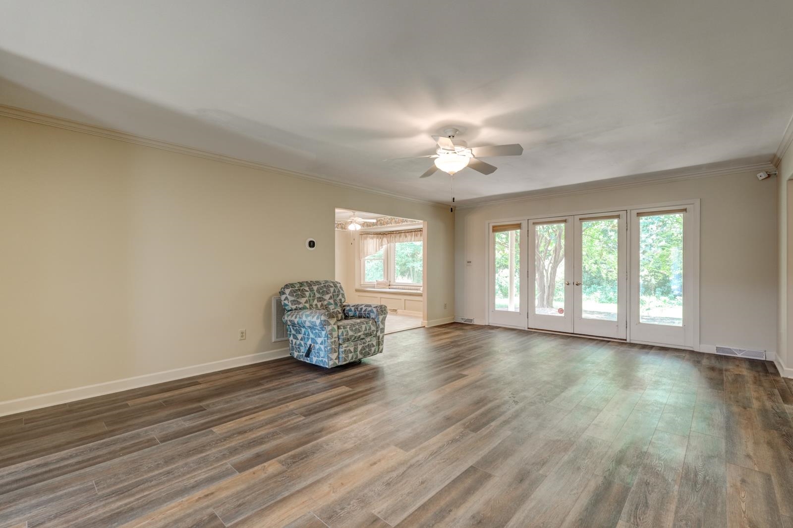 317 Sagamore Court Property Photo 4