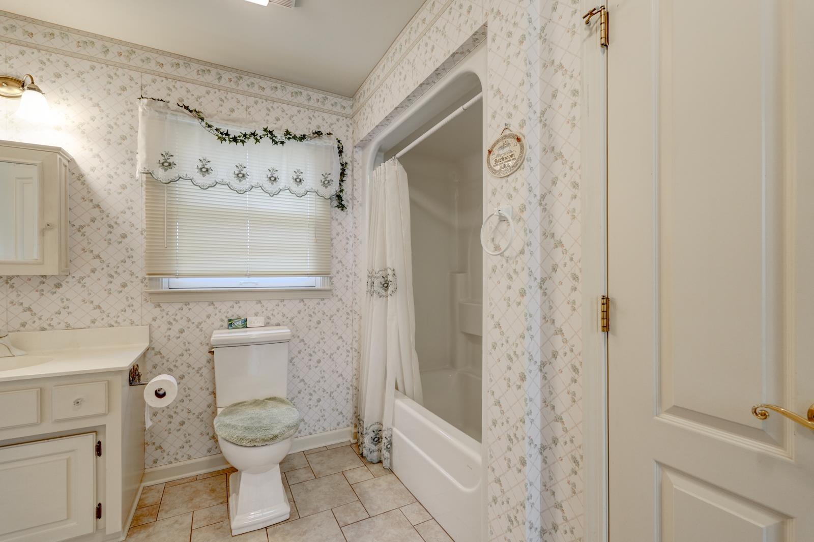 317 Sagamore Court Property Photo 20