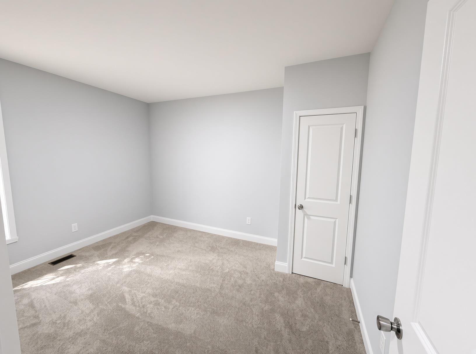 98 Blackstock Road Property Photo 9