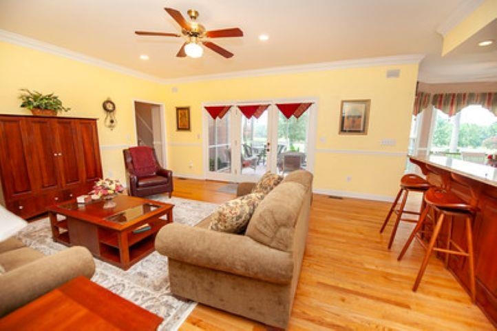 112 River Falls Drive Property Photo 3