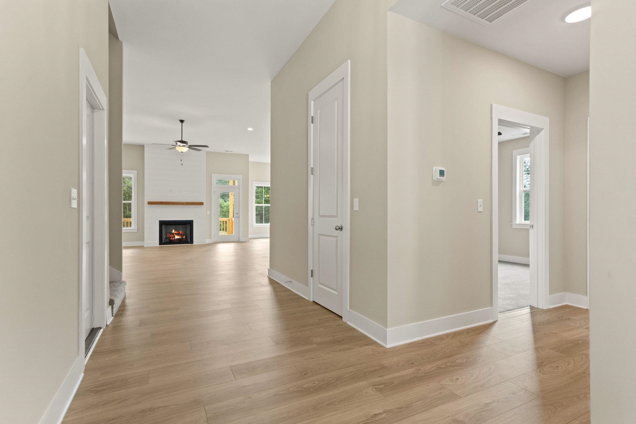 25 Greenbriar Lane Property Photo 2