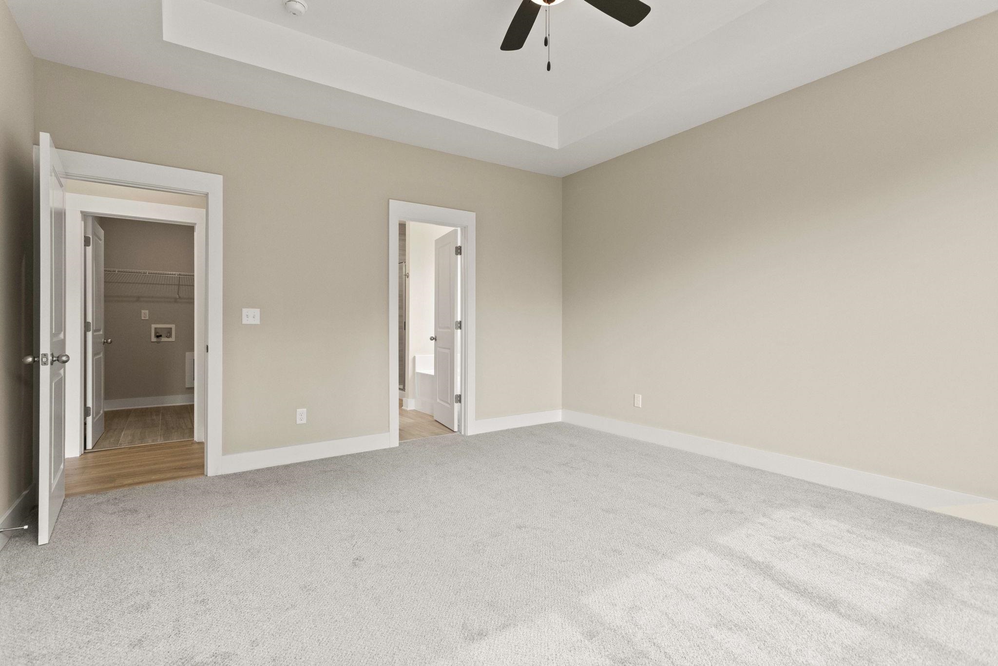 25 Greenbriar Lane Property Photo 17