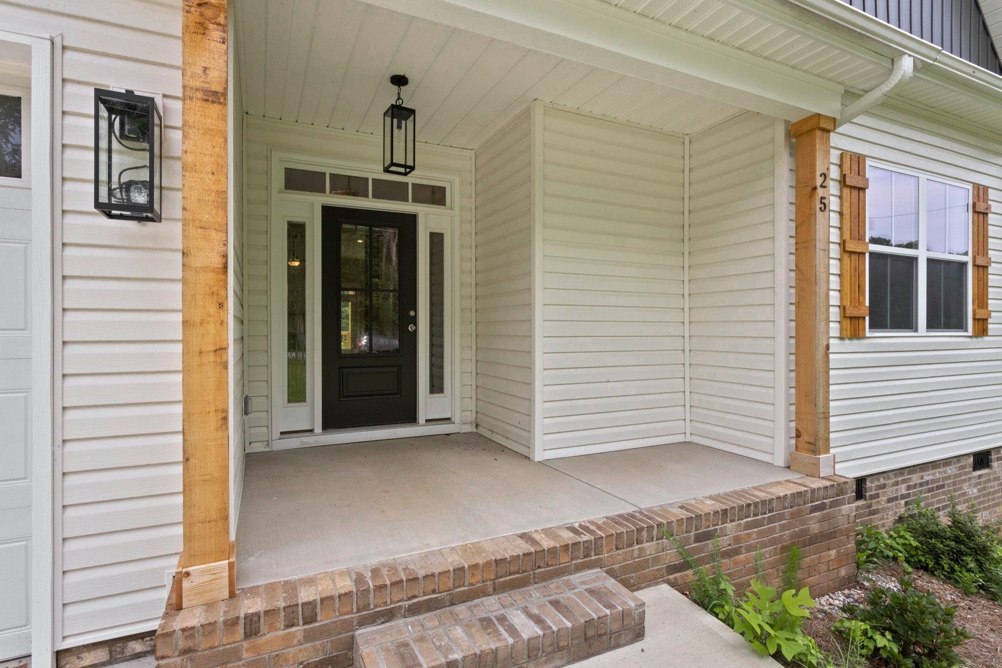 25 Greenbriar Lane Property Photo 26