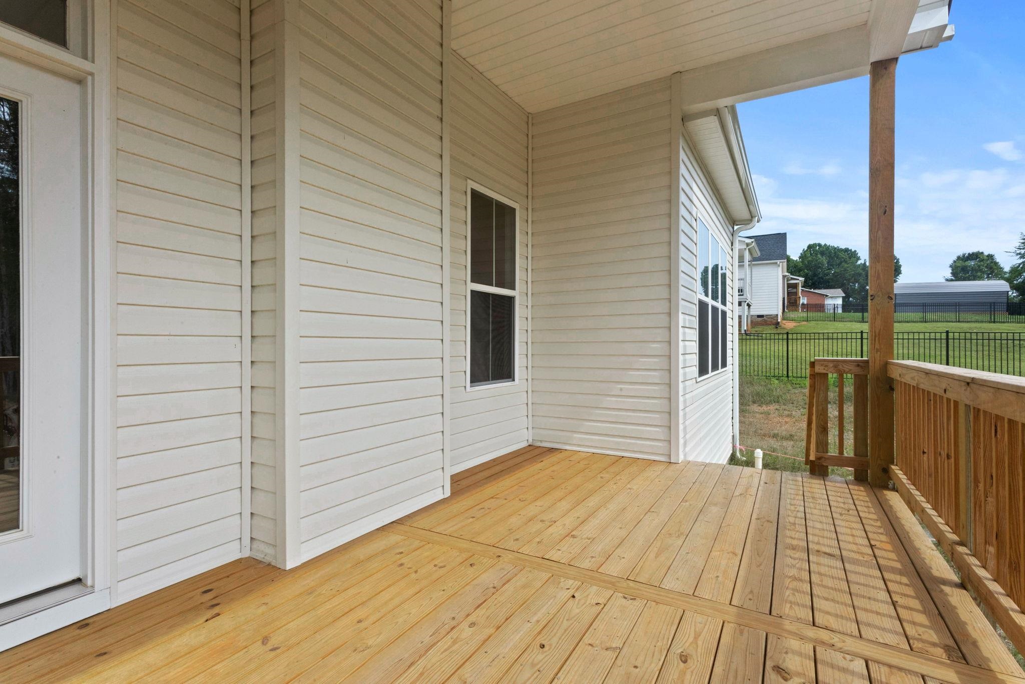 25 Greenbriar Lane Property Photo 28