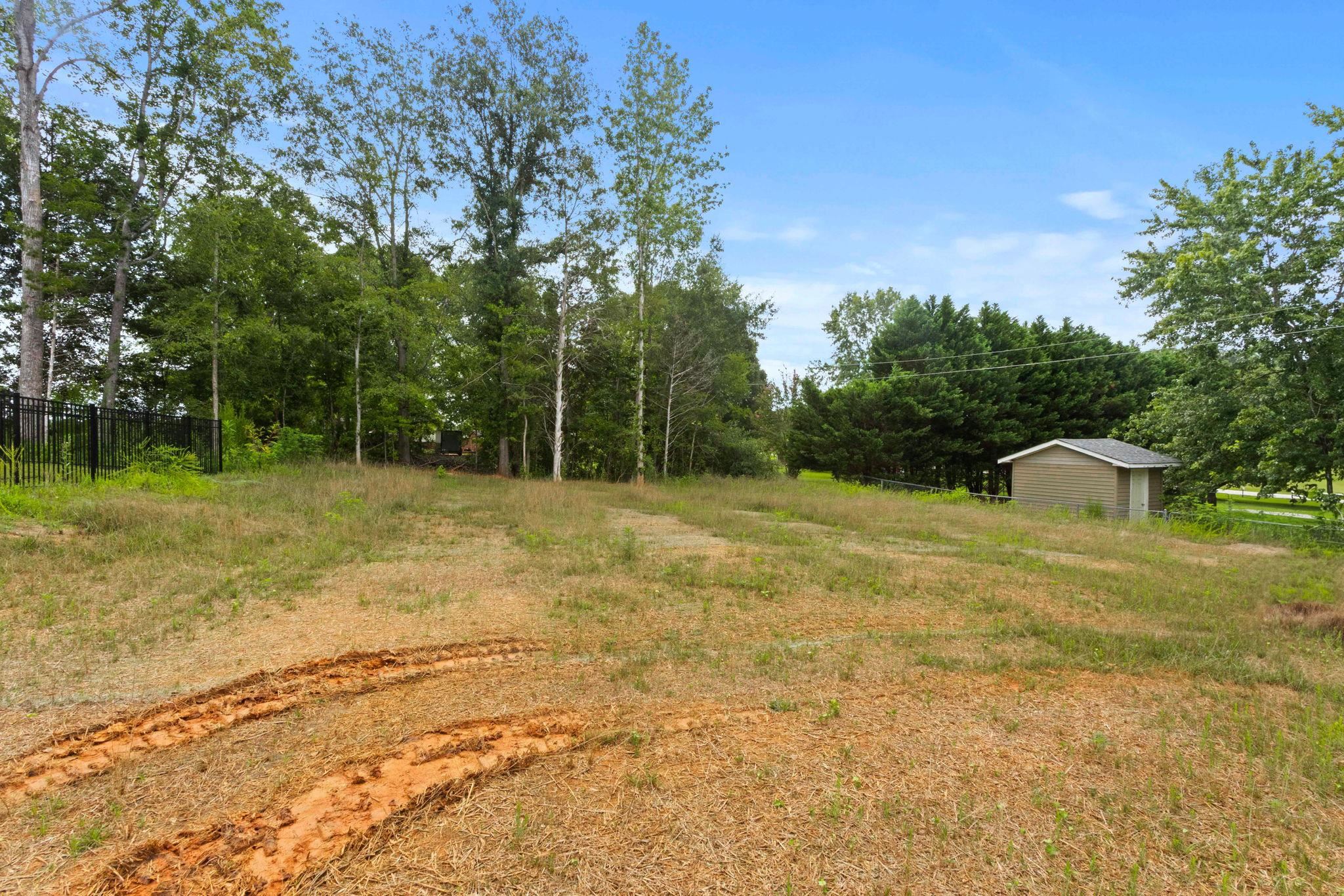25 Greenbriar Lane Property Photo 31