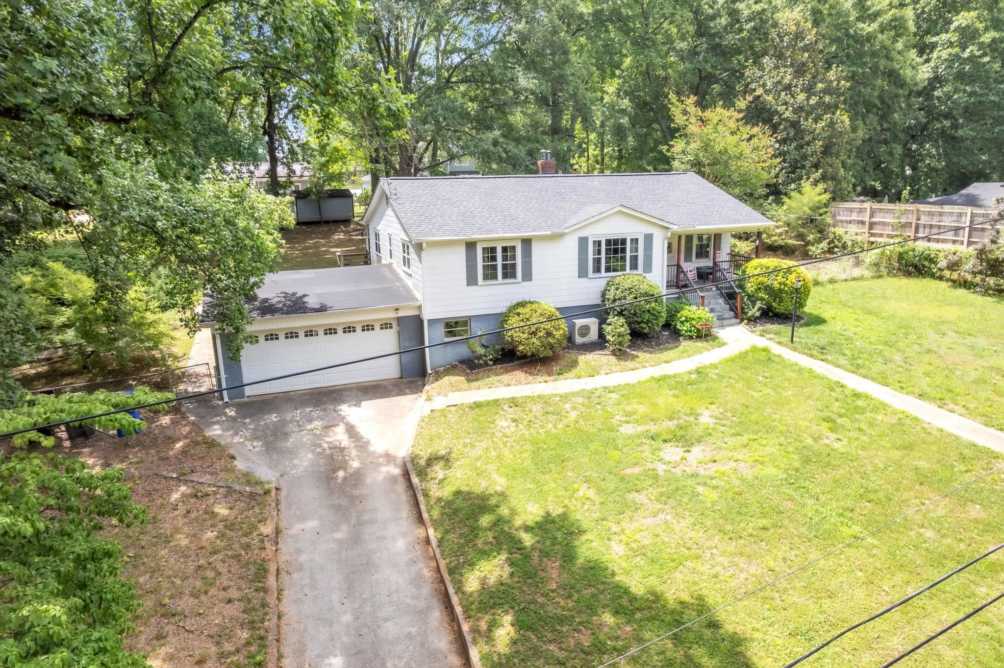 5 Jones Circle Property Photo 1