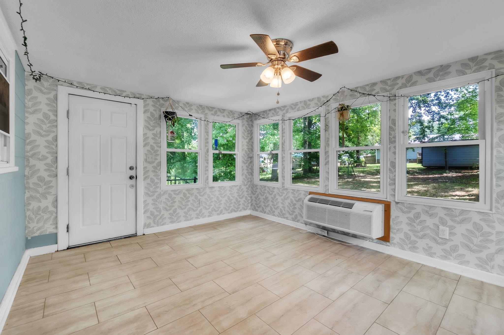 5 Jones Circle Property Photo 4