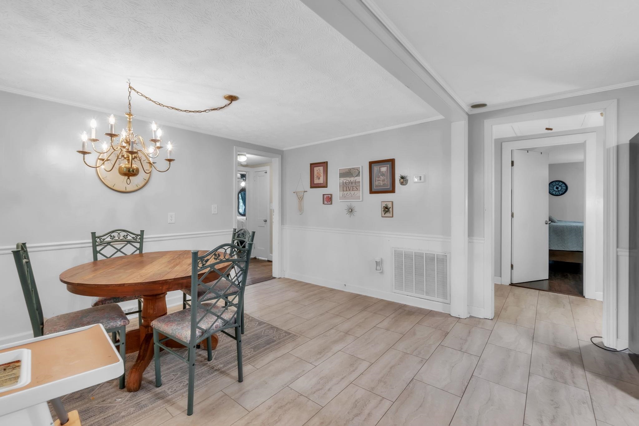 5 Jones Circle Property Photo 10