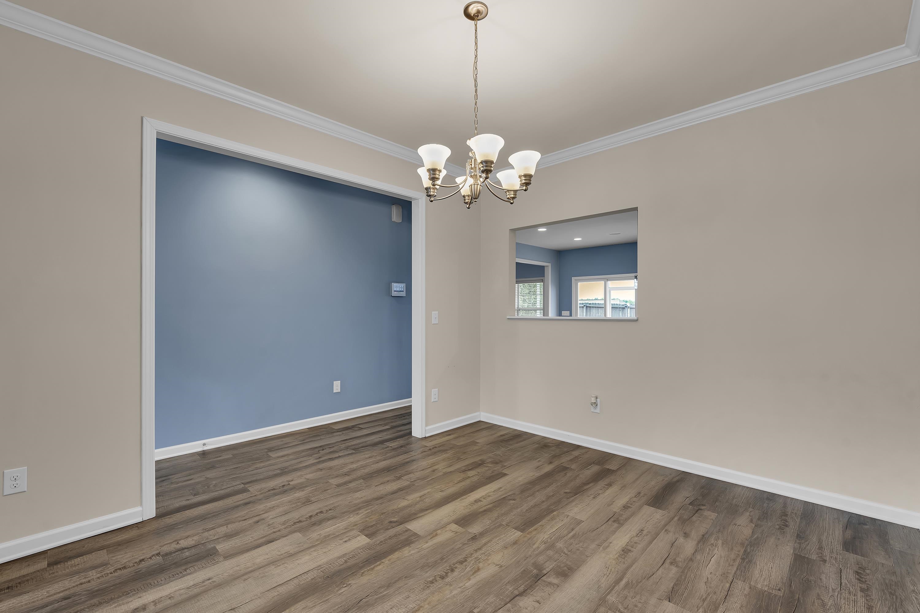 105 Viewmont Drive Property Photo 14