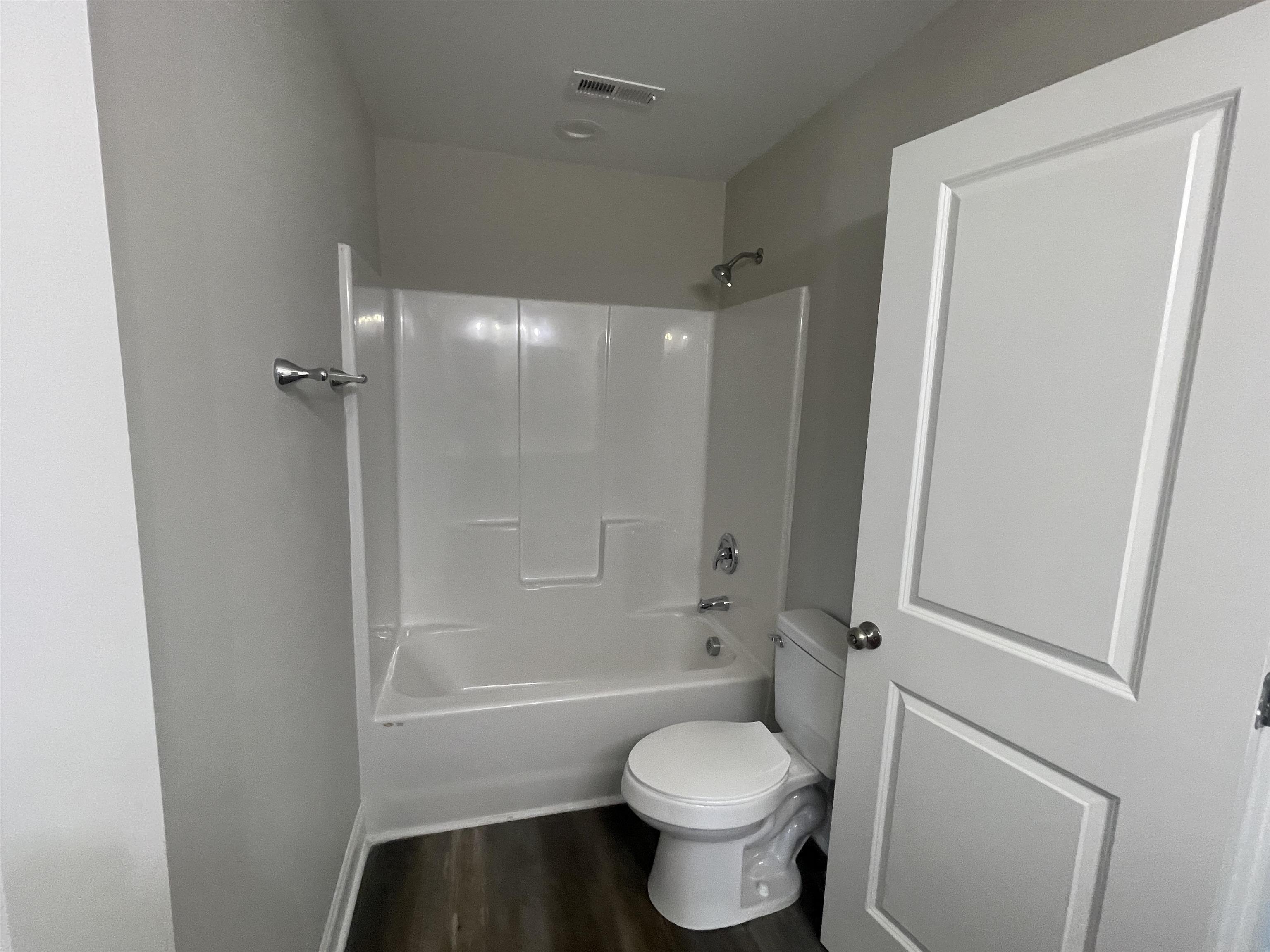 709 Rockcliff Street Property Photo 14