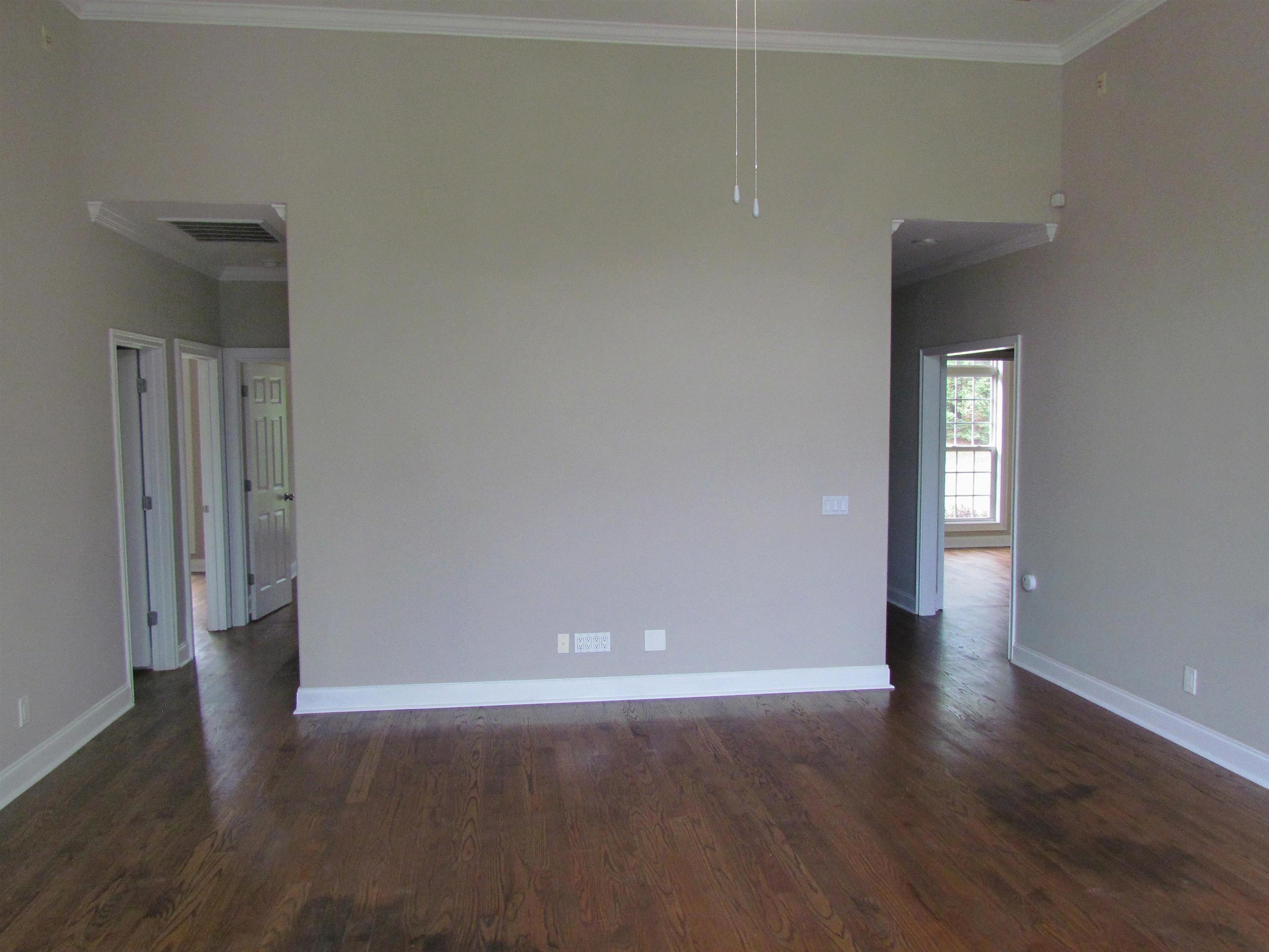 529 Albatross Road Property Photo 5