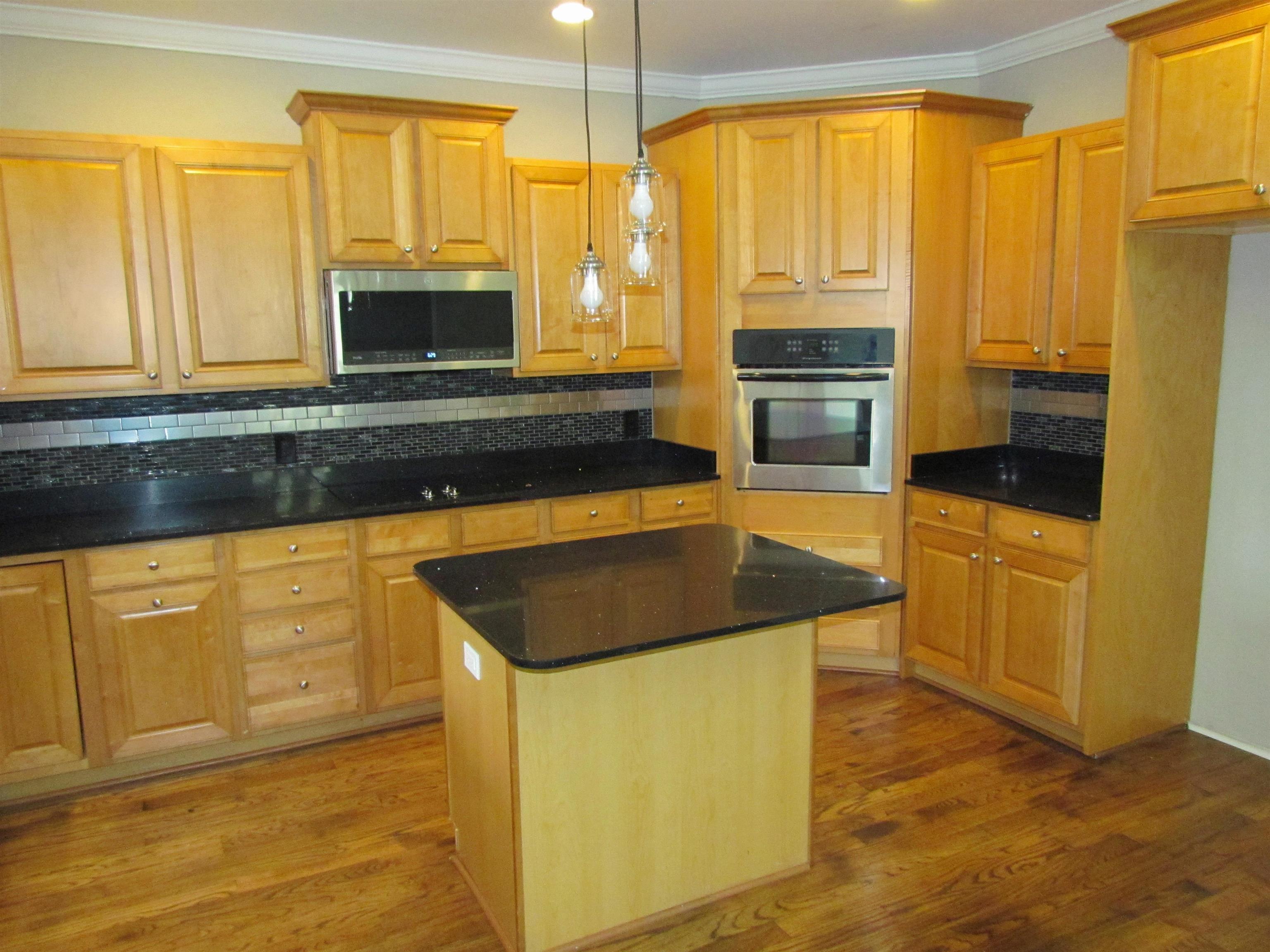529 Albatross Road Property Photo 9