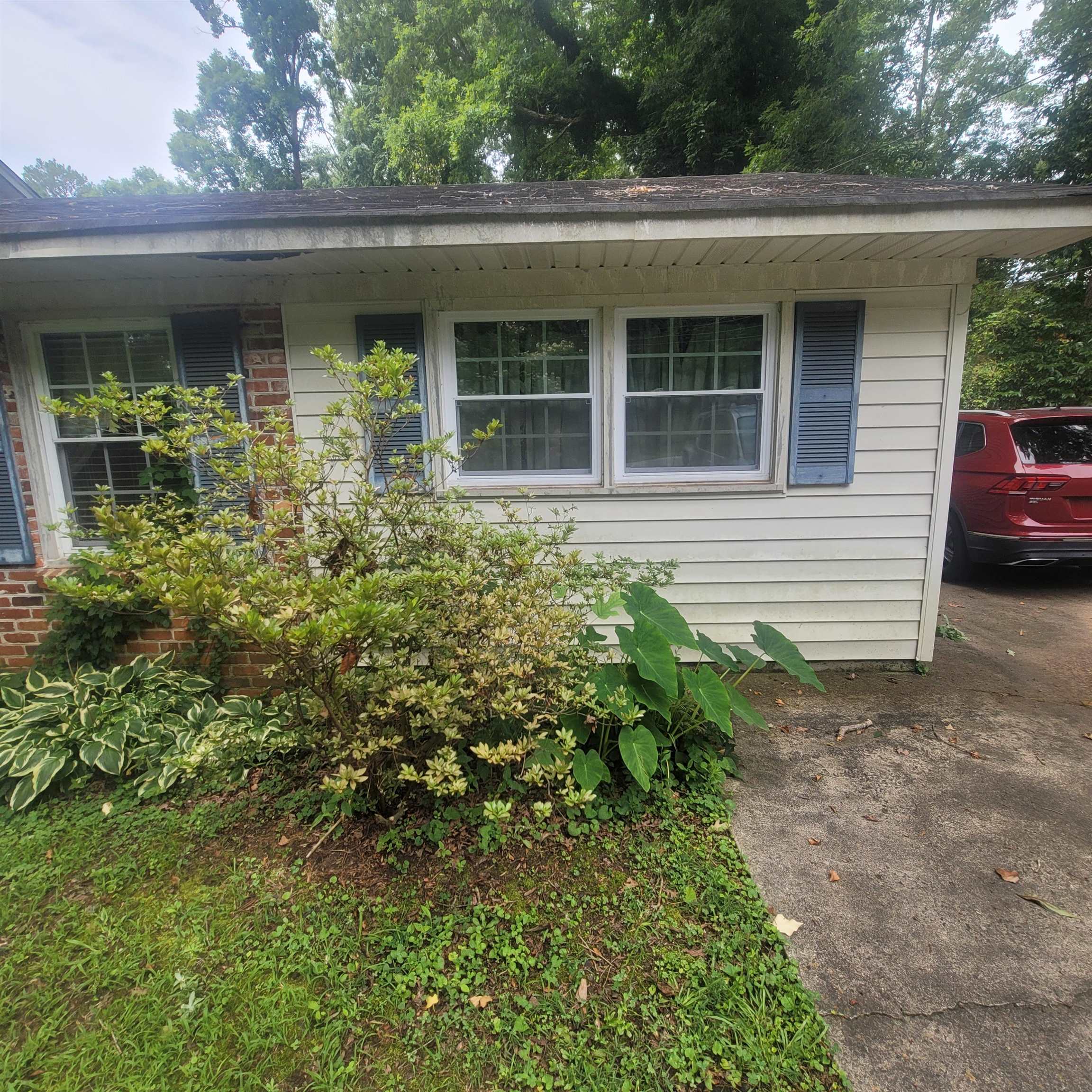 104 Charlesworth Avenue Property Photo 2