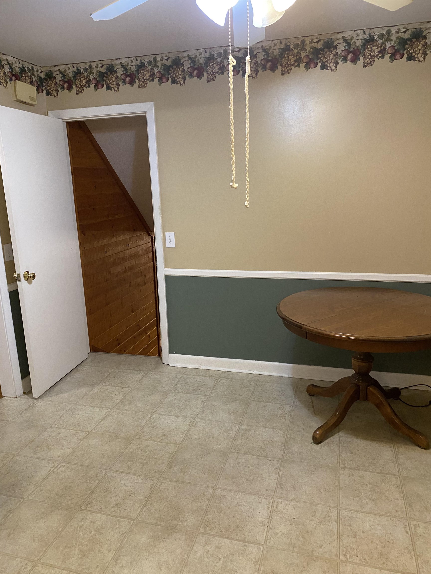 104 Charlesworth Avenue Property Photo 3