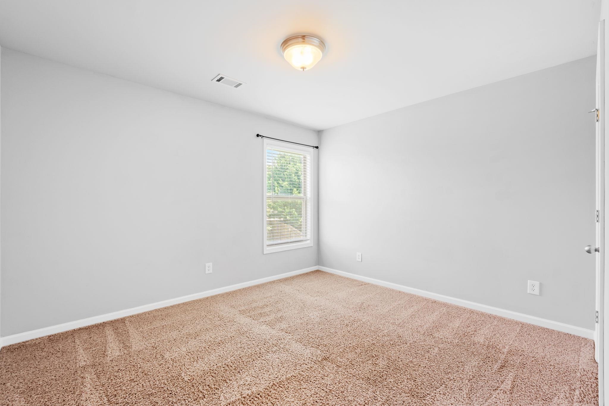 11 Straiharn Place Property Photo 28