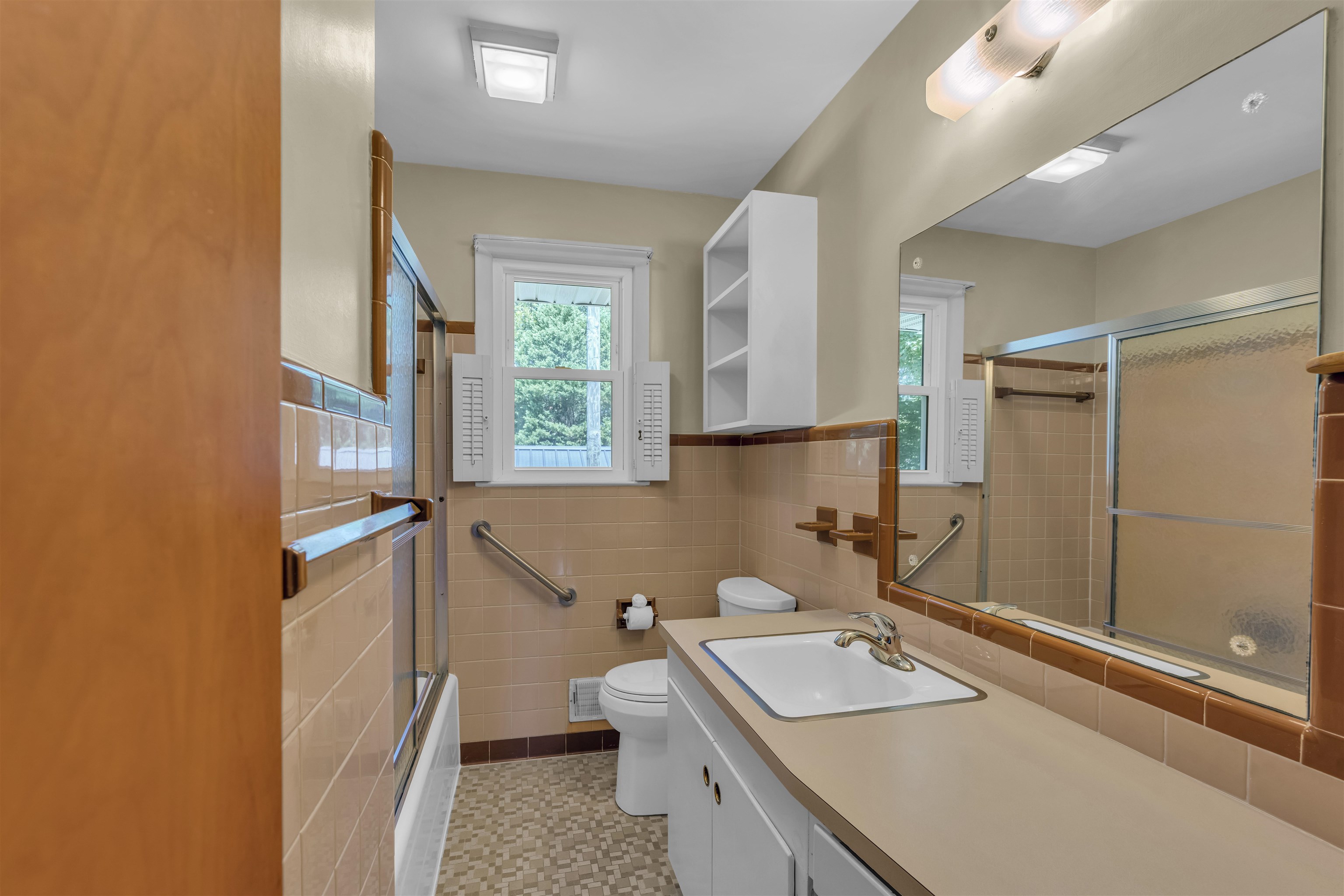 402 Springwood Drive Property Photo 11