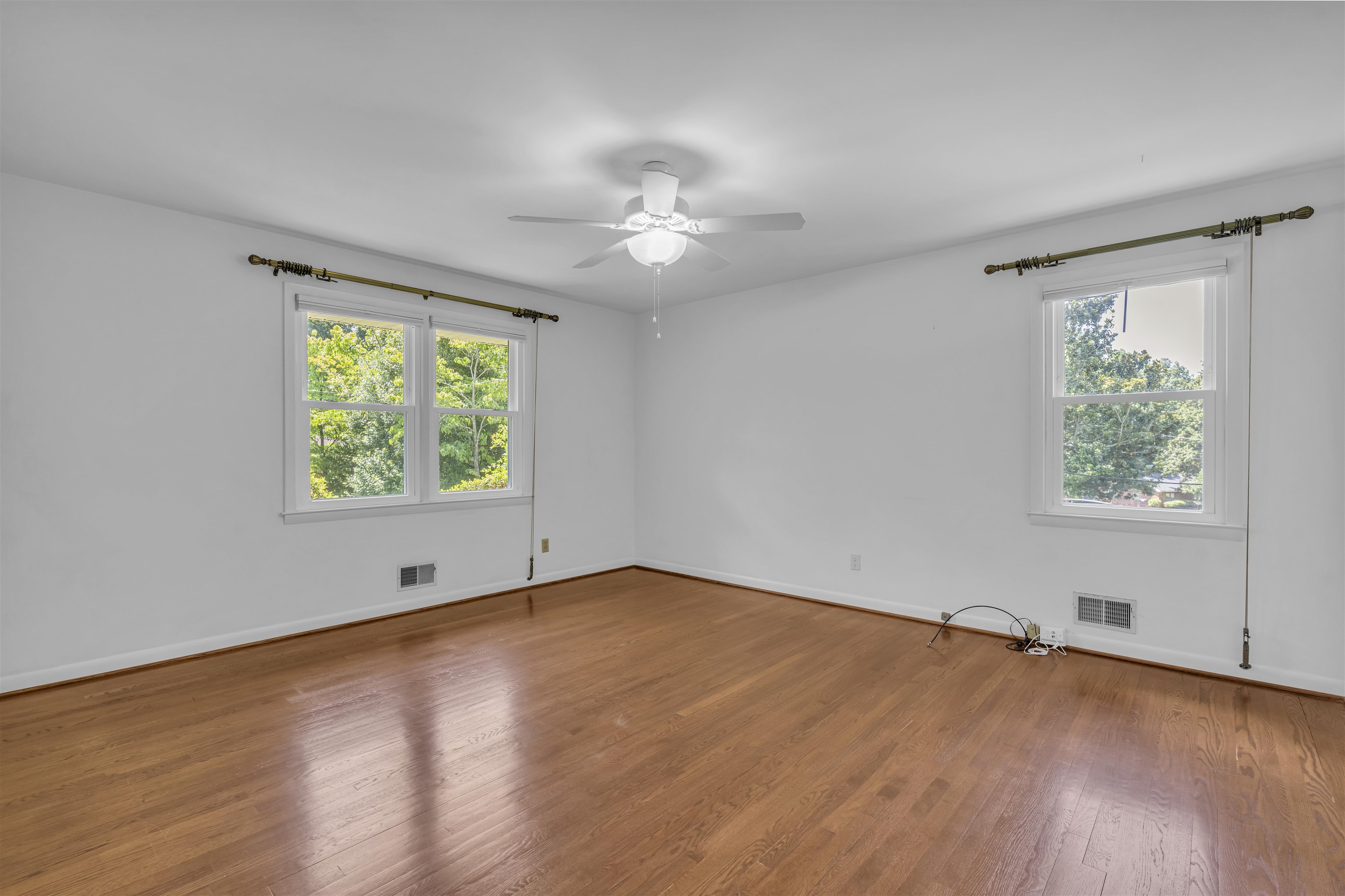 402 Springwood Drive Property Photo 18