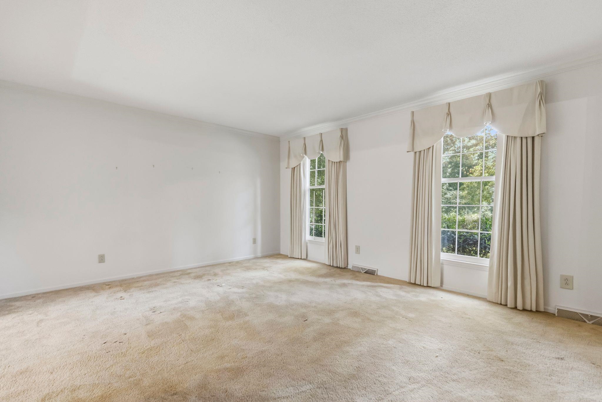 346 Round Ridge Rd Property Photo 6