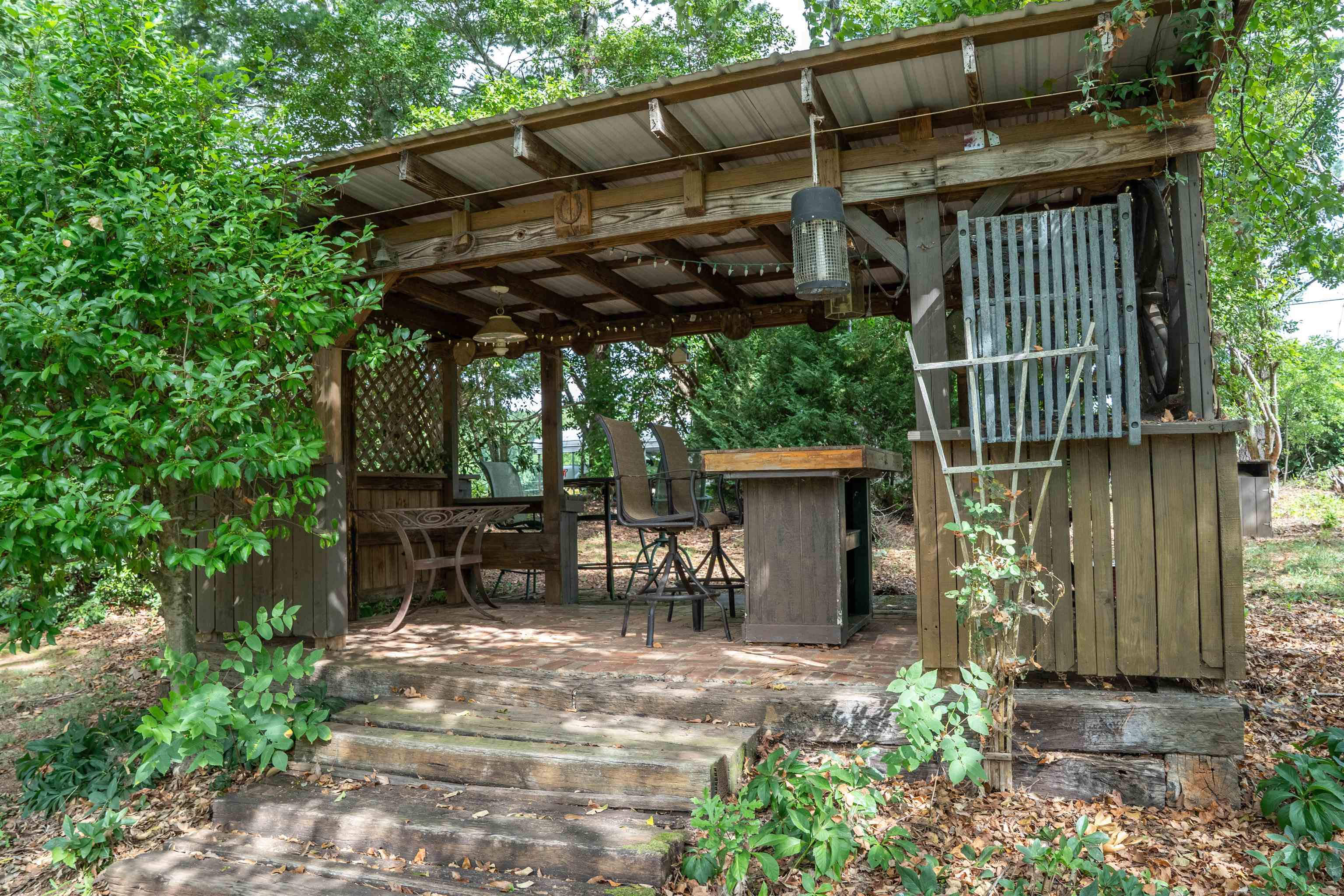 551 Riveroak Road Property Photo 4