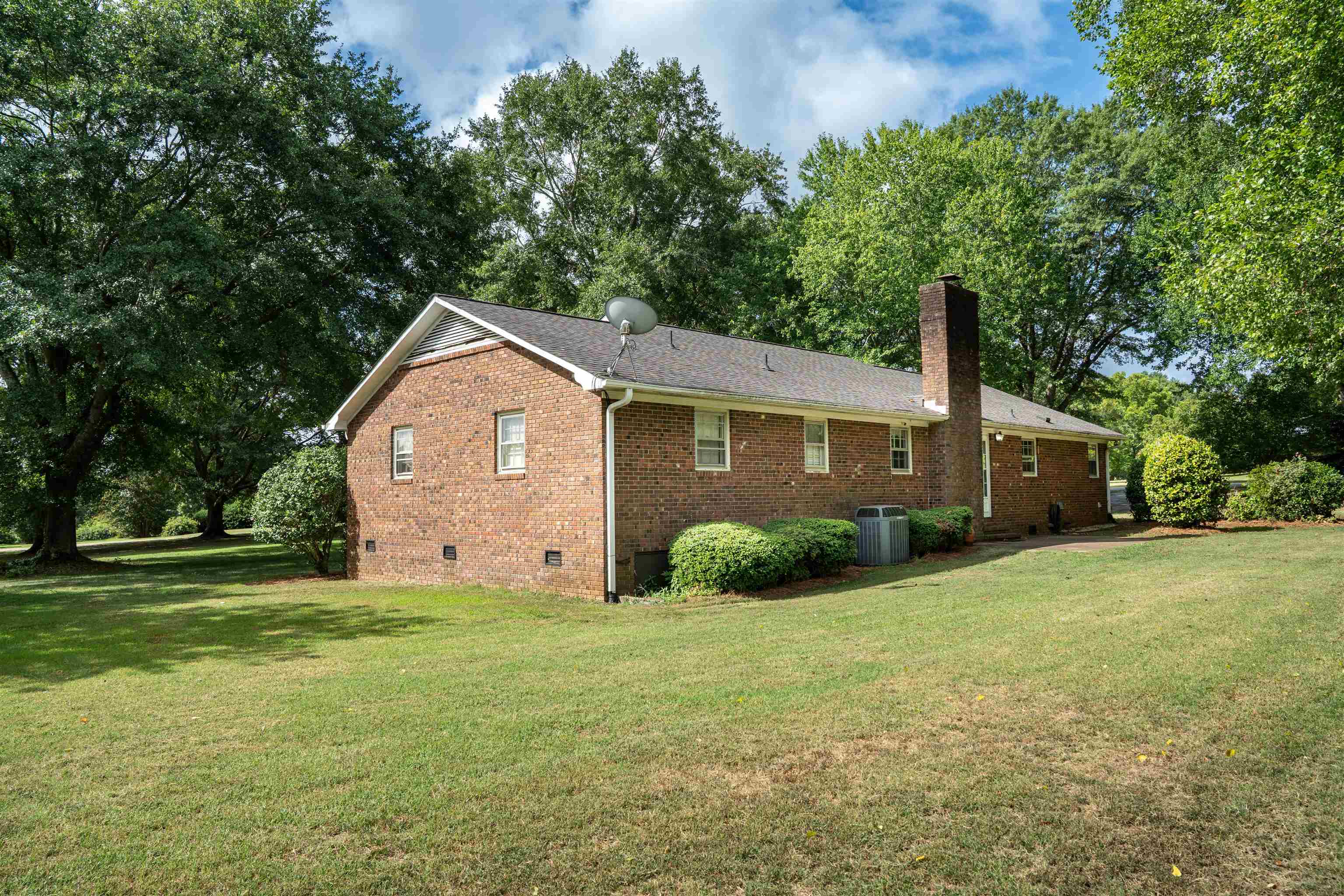 551 Riveroak Road Property Photo 11