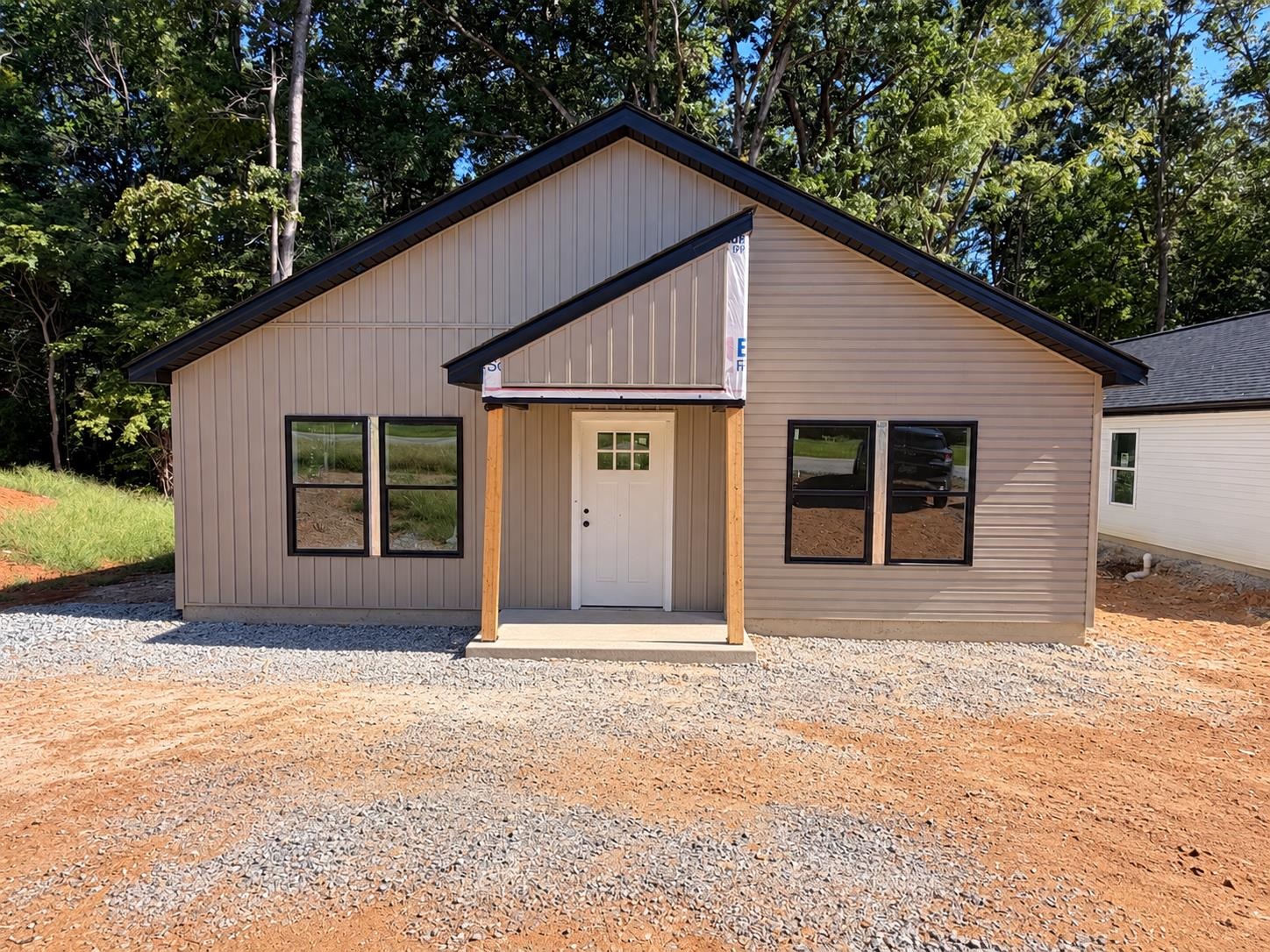 4 Poplar Street Property Photo 1