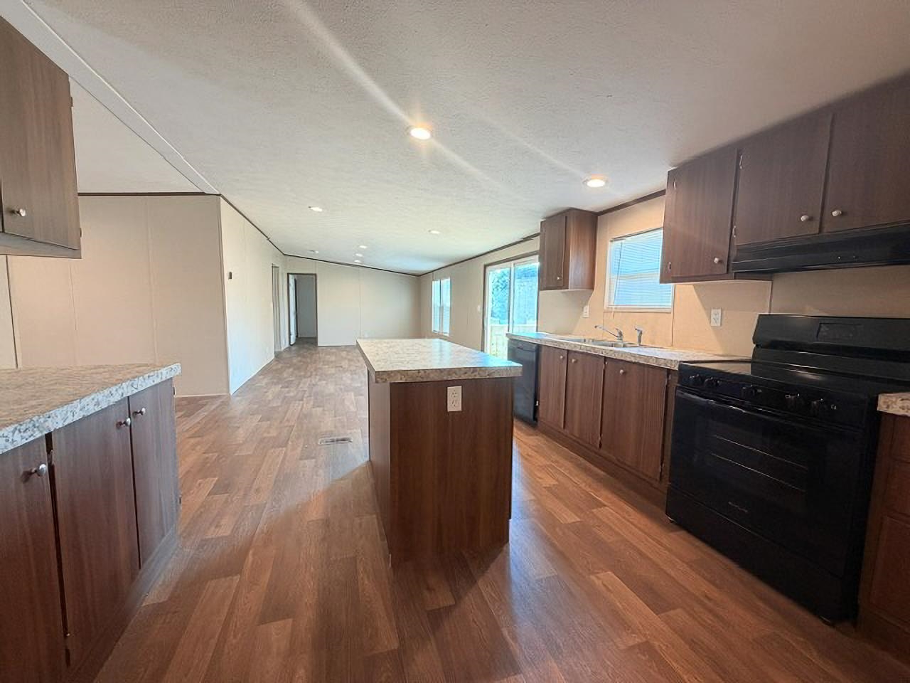 210 Thompson Road Property Photo 10