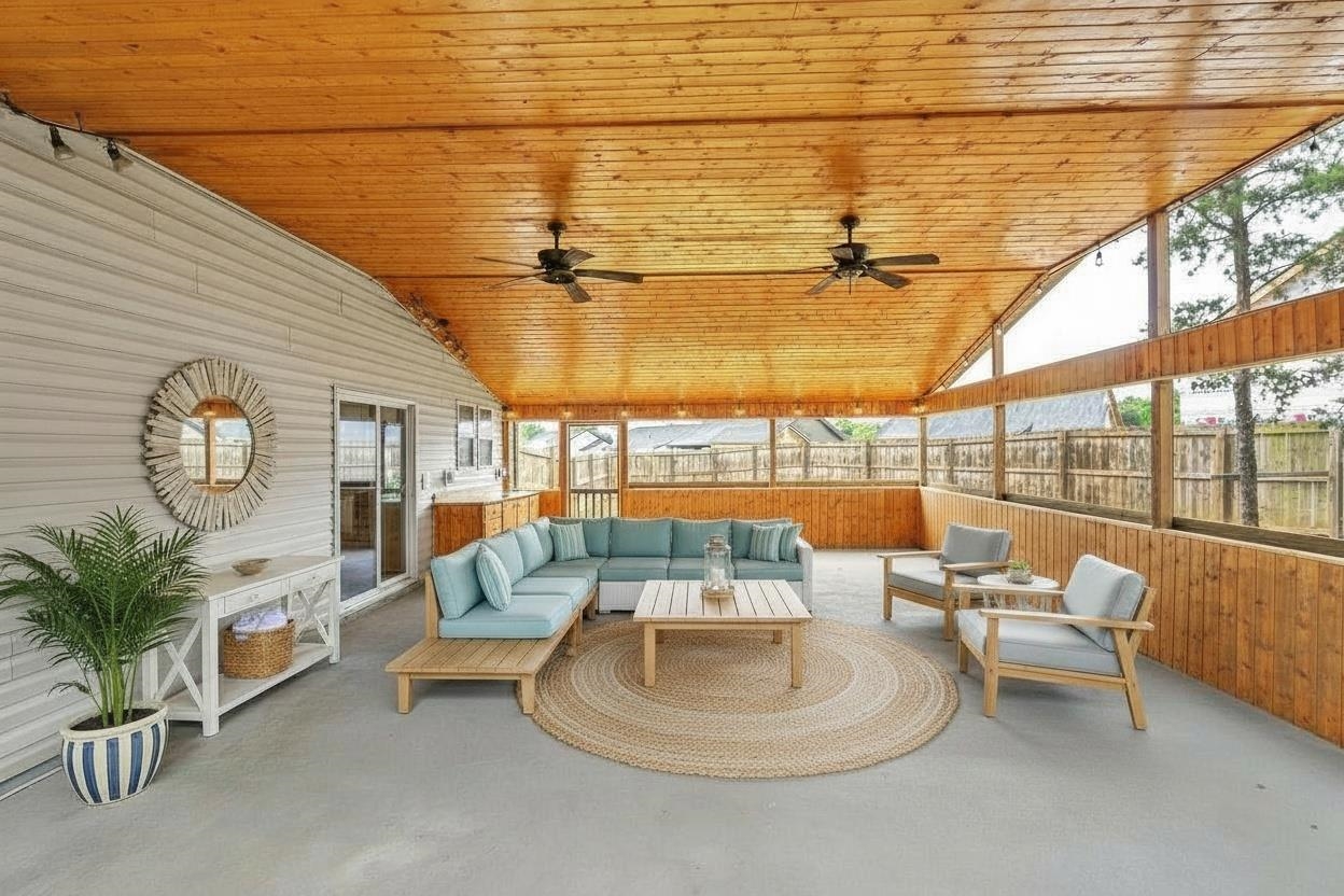 524 Marathon Court Property Photo 10