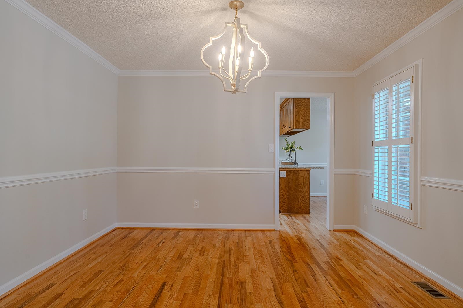 109 Cameron Lane Property Photo 6