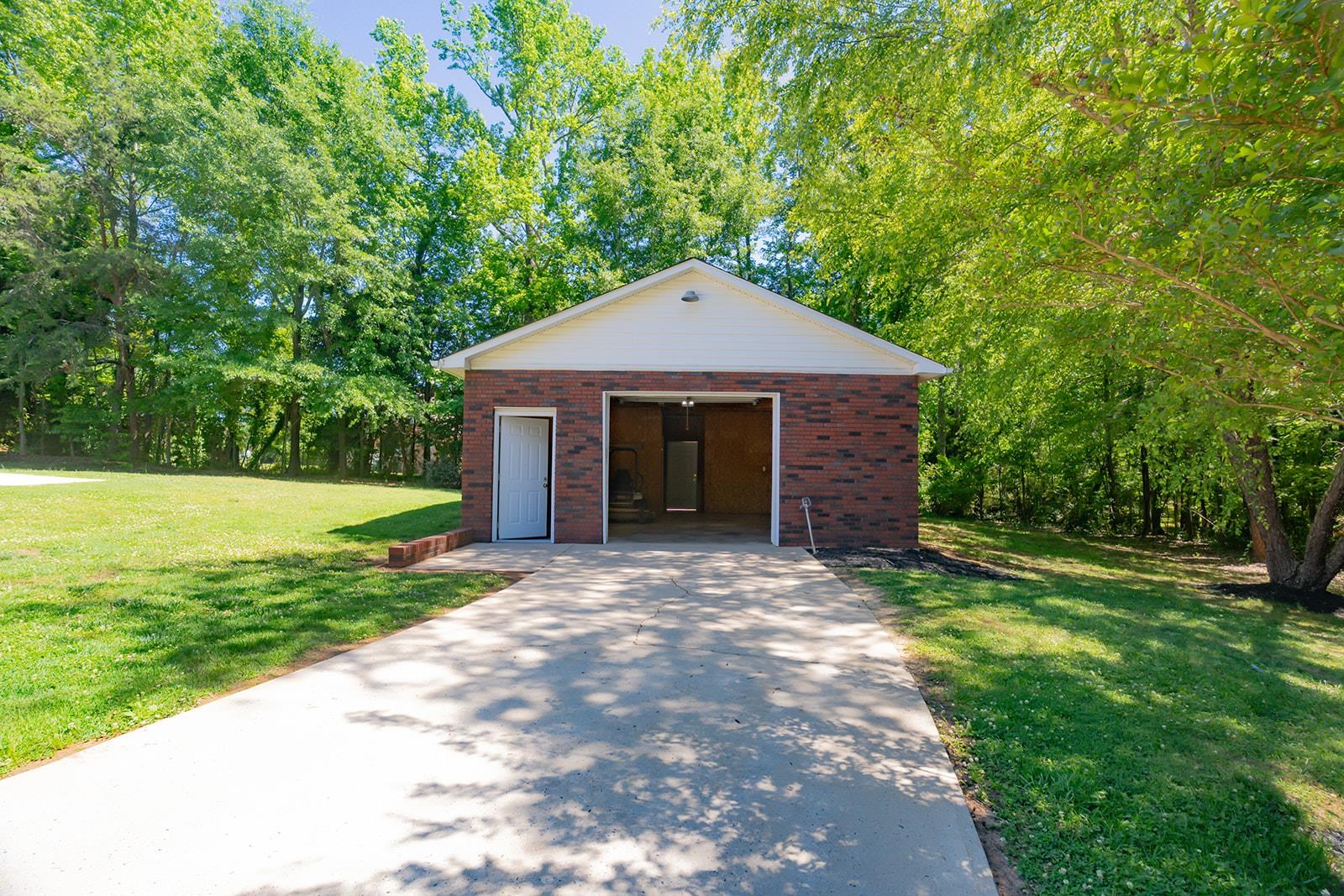 109 Cameron Lane Property Photo 46