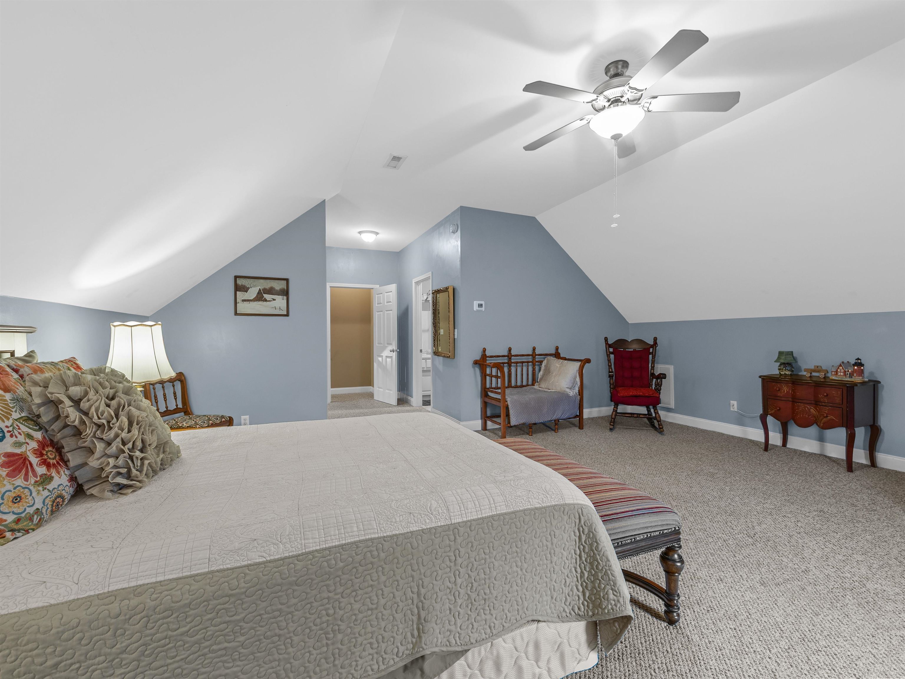 404 Shallowford Drive Property Photo 33