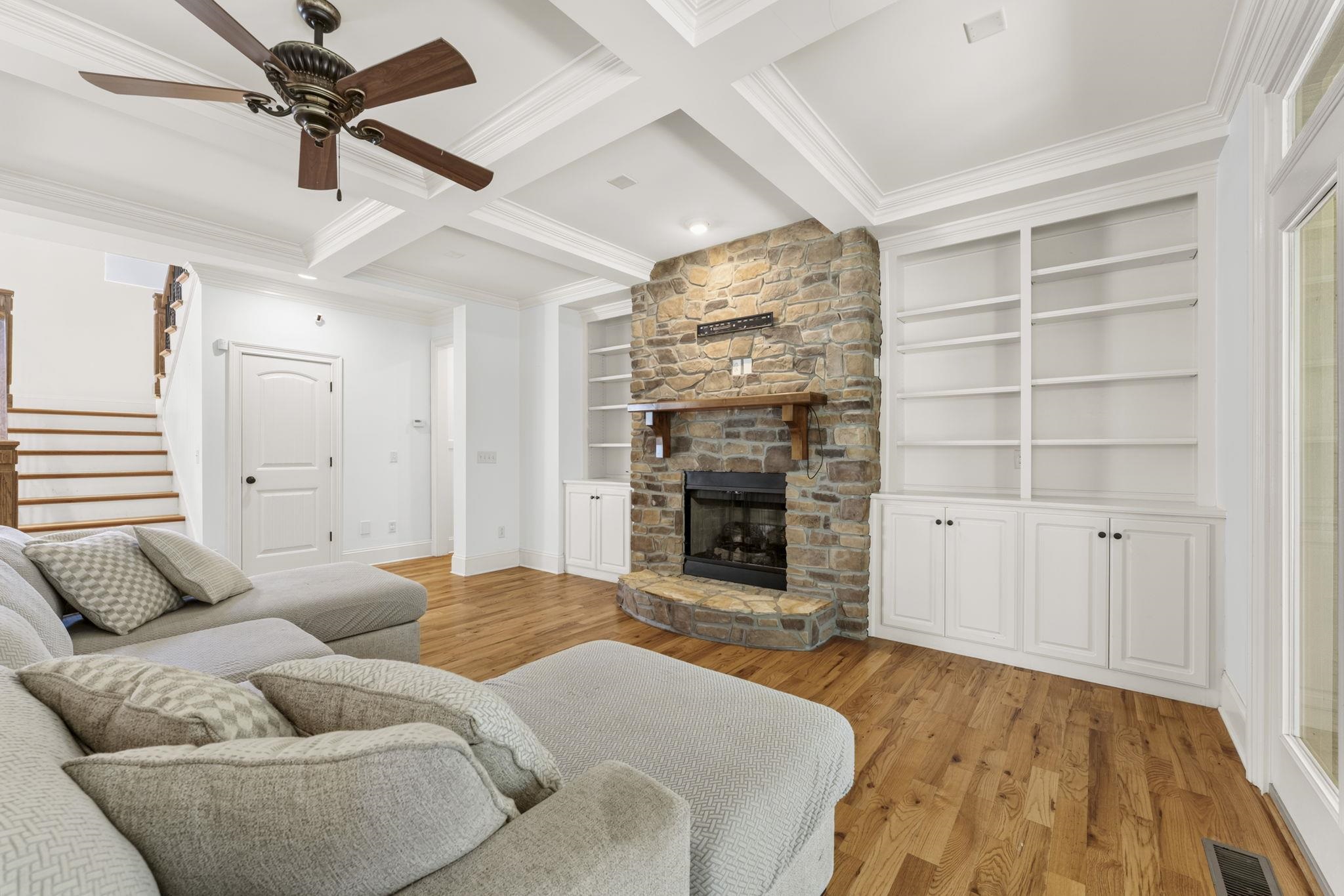 18 Candleston Place Property Photo 6