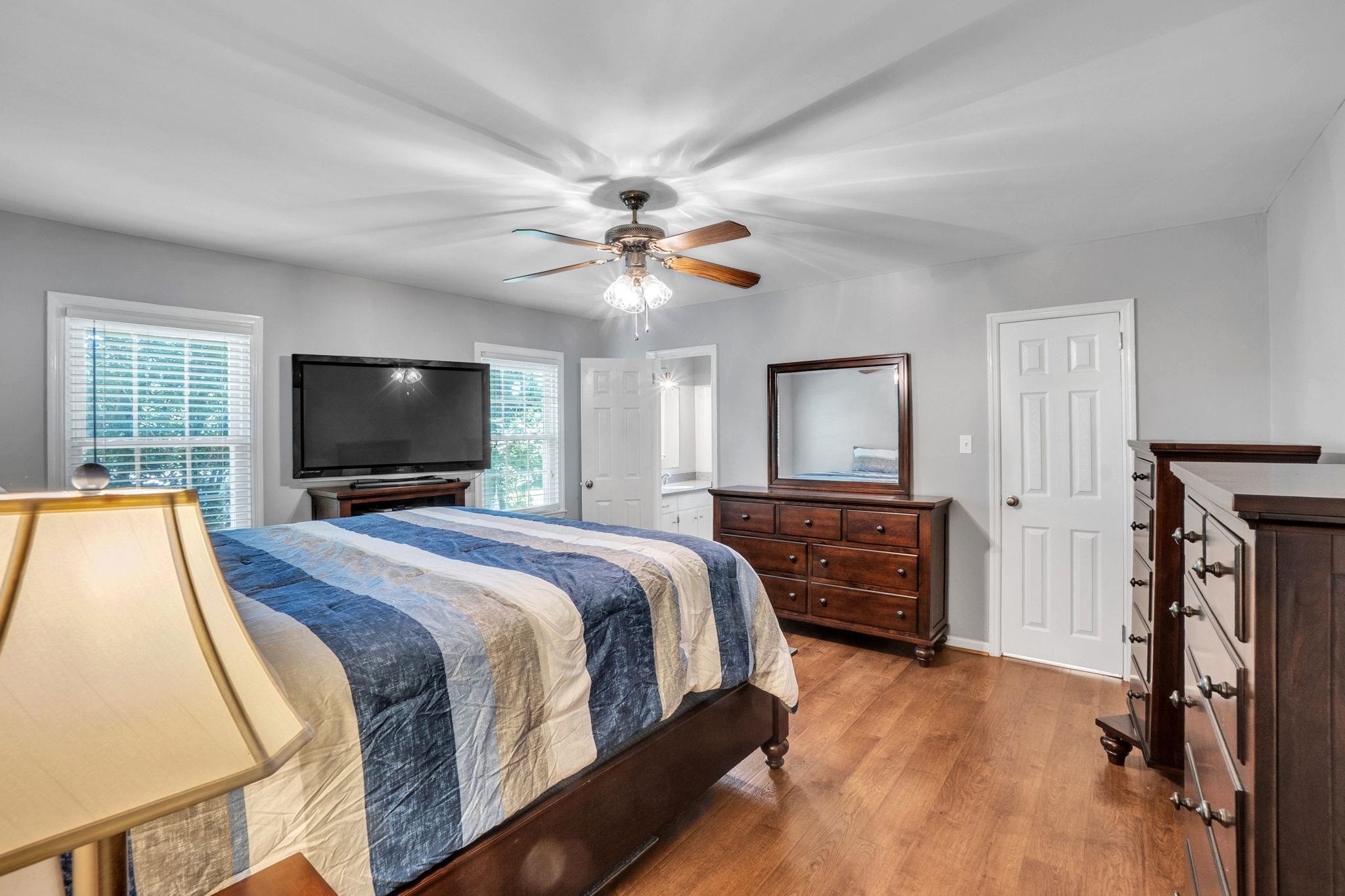 180 Winchester Drive Property Photo 13