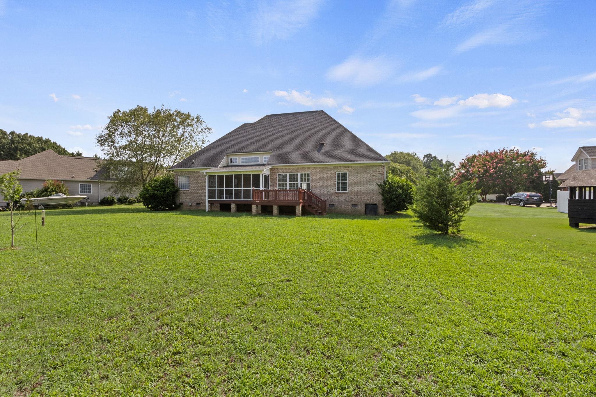 515 Blackstone Drive Property Photo 31