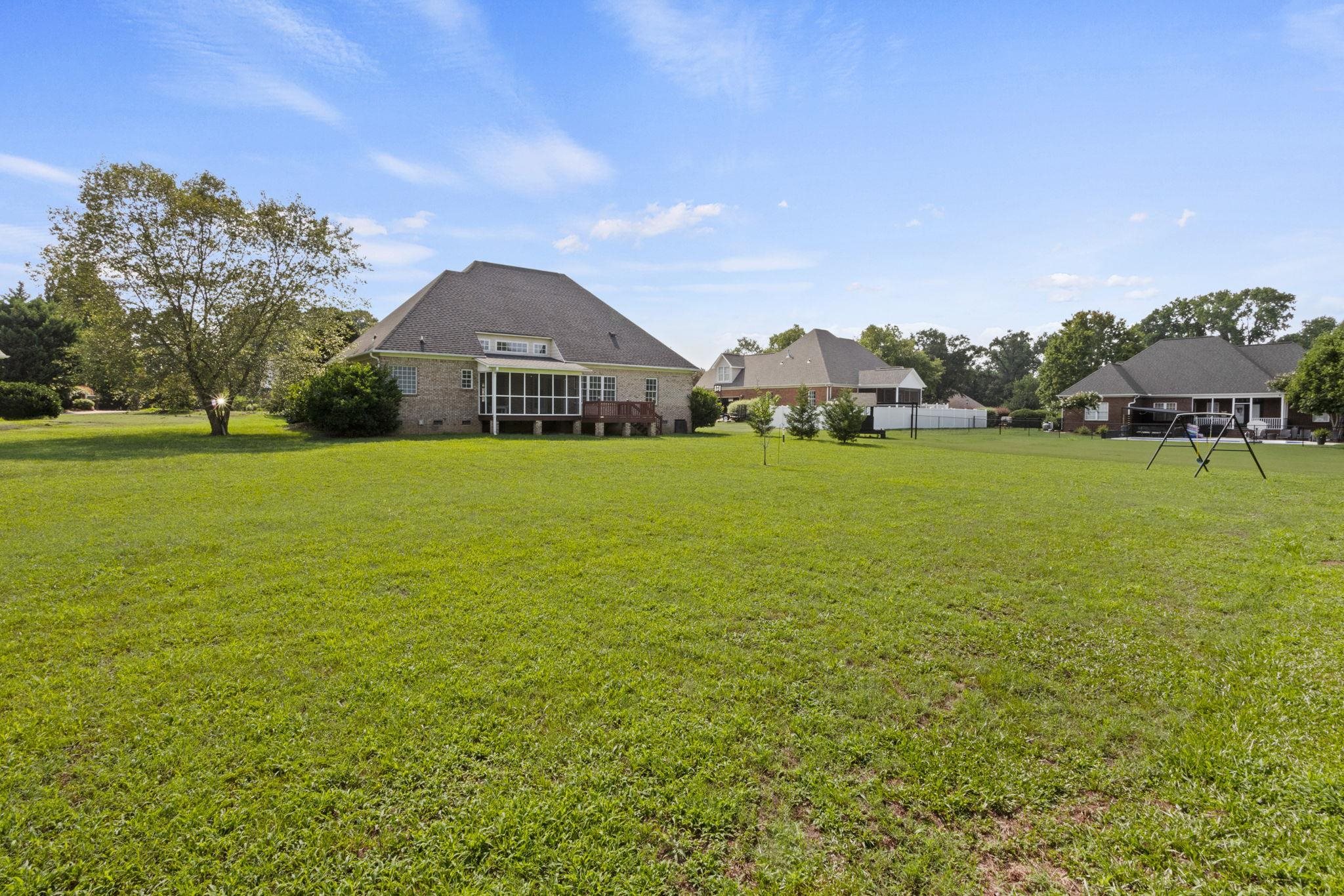 515 Blackstone Drive Property Photo 32