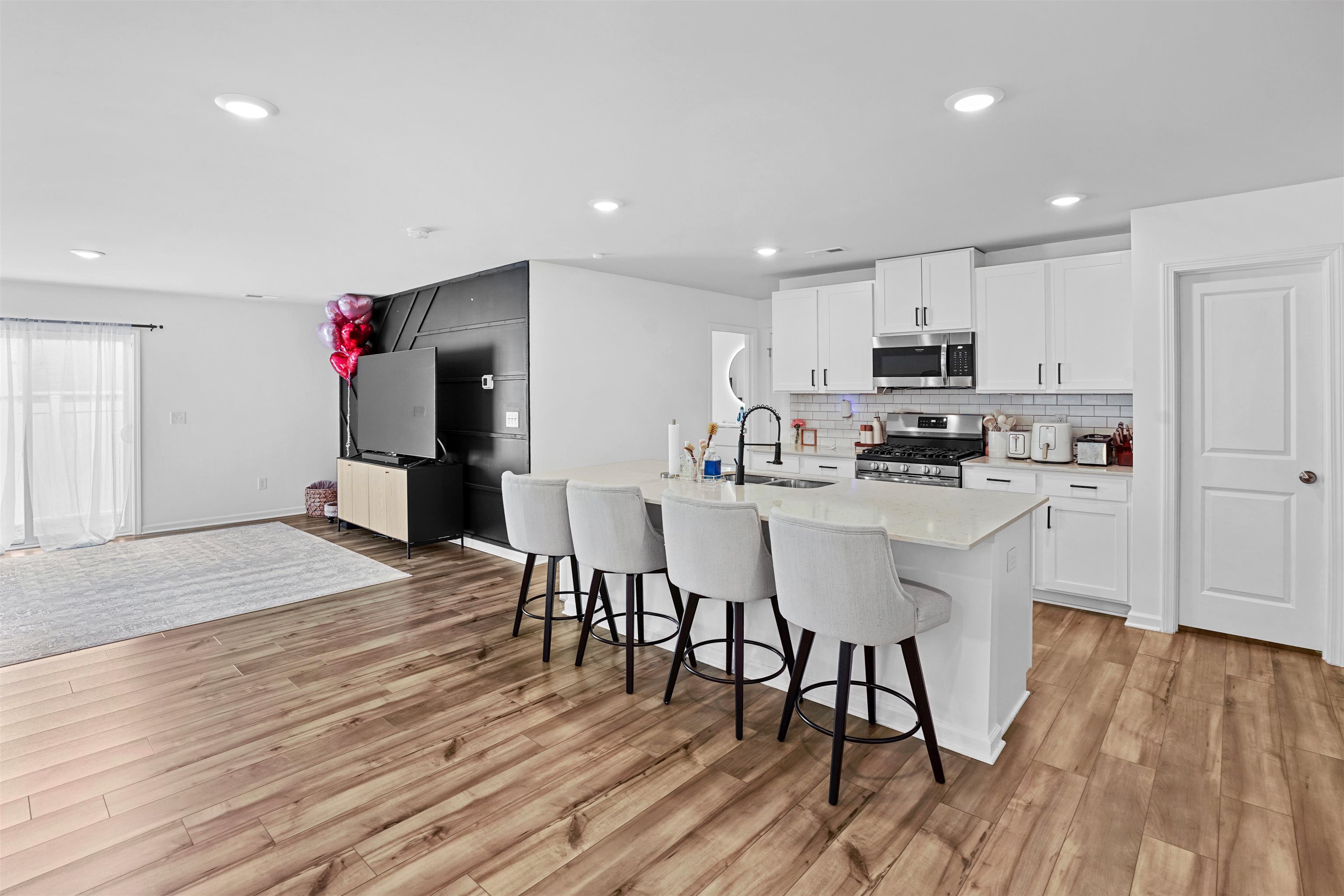 1242 Kilead Court Property Photo 13