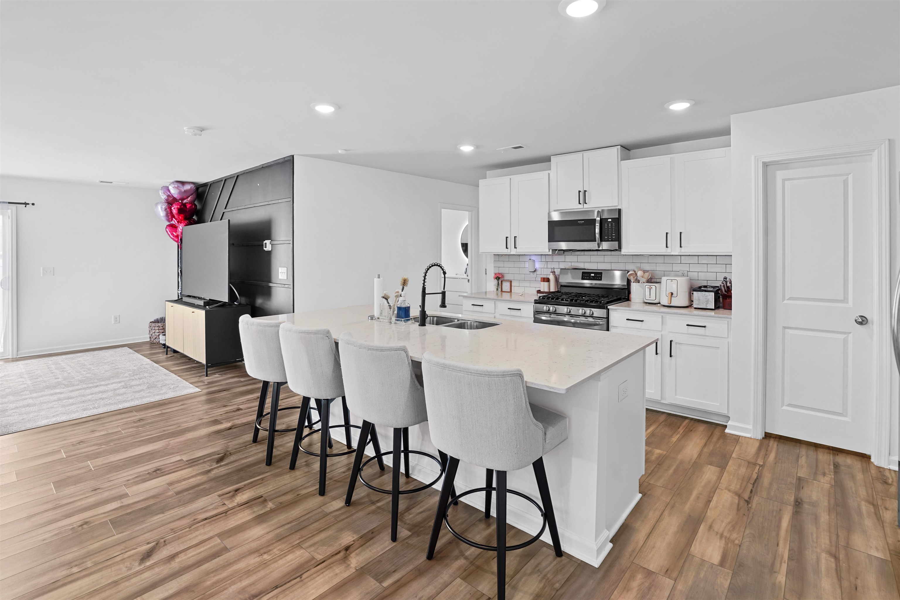1242 Kilead Court Property Photo 14